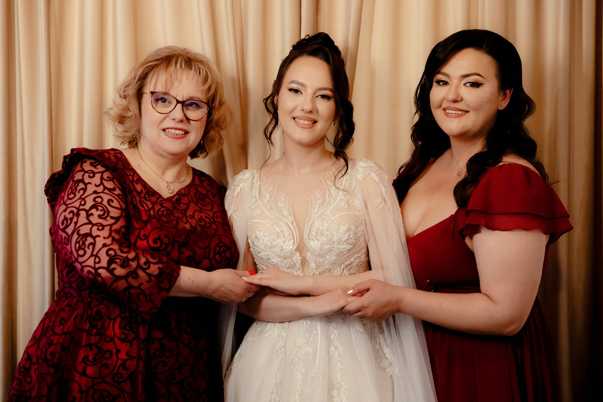 Ioana & Ionuț | Nuntă de poveste la Păstrăvăria Poiana din Mălini județul Suceava. Servicii foto-video profesionale, pentru momente de neuitat