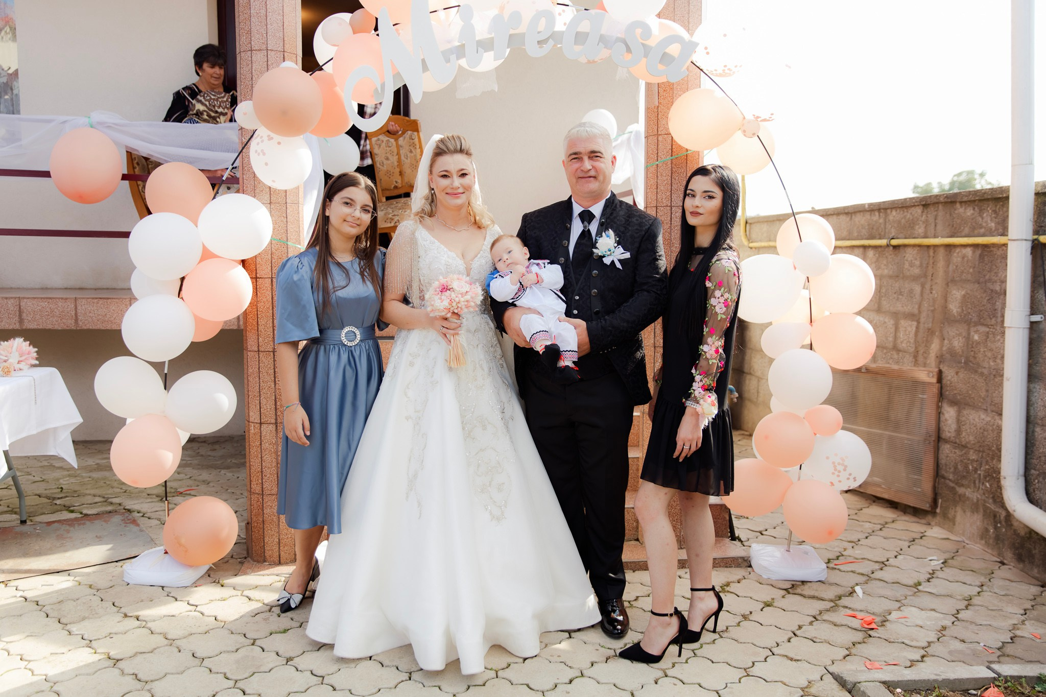 Mihai & Oana. Servicii foto-video profesionale, pentru momente de neuitat