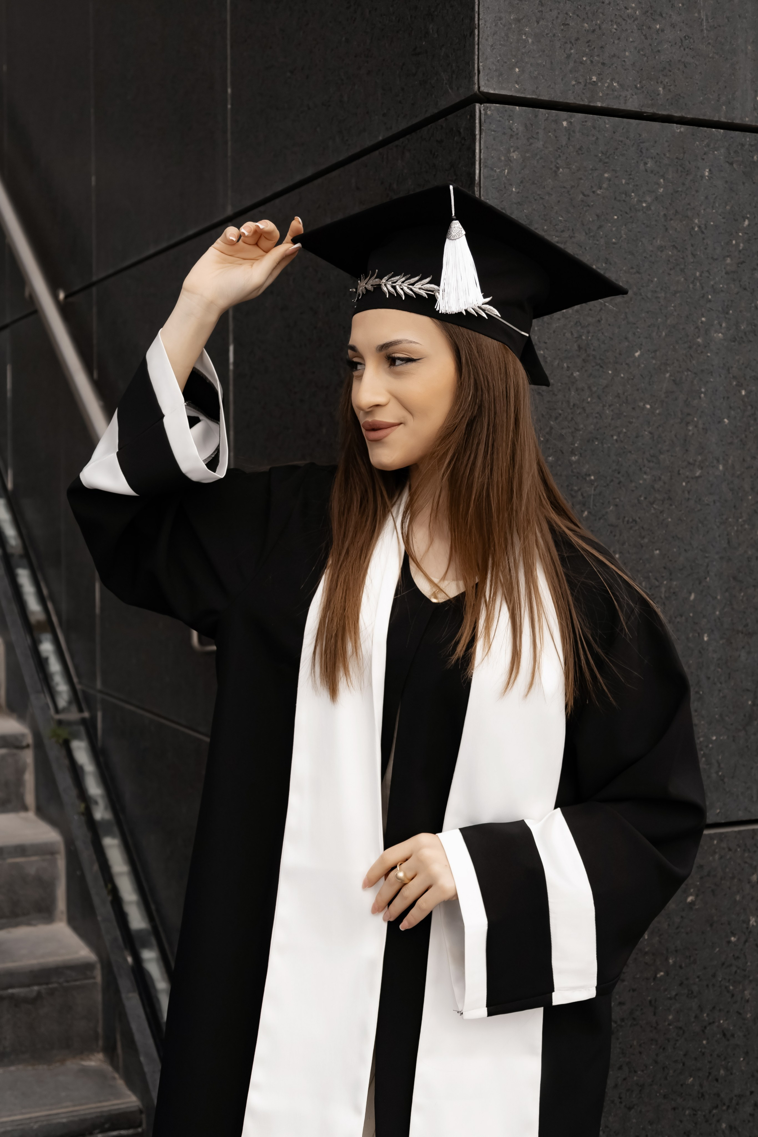 Premium mezun xalati, qara mezun geyimi, ag mezun libasi, qirmizi sarfli mezun paltari, mezun aksesuarlar, mezun papaqlari, mezun lentleri, mezun hediyyeleri, mezun fotosessiya geyimleri, mezun cekilisi ucun geyimler, mezun tedbirleri ucun aksesuarlar, mezun geyimlerinin icare ve satisi, premium mezun libaslari, mezun geyimleri online sifaris, mezun geyimleri Bakida, mezun geyimleri qiymetleri, mezun geyimleri modelleri, Mezun cekilisi, mezun fotosessiyasi, mezun cekilisi ucun geyimler, mezun mantiyasi cekilisi, mezun fotosessiya ideyalari, mezun gunu fotosessiya, mezun xatireleri, mezun papaqlari ile fotosessiya, mezun lentleri ile cekilis, ferdi mezun fotosessiyasi, qrup mezun cekilisi, mezun fotosessiya mekani, mezun ucun ideal cekilis fonlari, mezun fotosessiya aksesuarlari, mezun albomu sekilleri, mezun cekilisi poza ideyalari, universitet mezun fotosessiyasi, kollektiv mezun fotosessiyasi, mezun xalatlari ile cekilis, mezun mantiyasi fotosessiyasi, mezun geyimleri ile professional cekilis, mezun tebrik fotosessiyasi, en yeni mezun cekilis trendləri, mezun fotosessiya xidmetleri, premium mezun cekilisi, mezun cekilisi ucun dekorlar, mezun fotosessiyasi aksesuarlar, mezun gunu en gozel fotolar, mezun cekilisi fotostudiya, bakida mezun fotosessiyasi, xaricde mezun cekilisi, mezun gunune ozel cekilis,Məzun mantiyaları, eksklüziv məzun geyimləri, ağ və qara məzun libasları, məzun üçün xüsusi şarf modelləri, məzun papağı və aksesuarları, fərdi dizayn məzun geyimləri, məzun tədbiri üçün ən yaxşı seçimlər, məzun fotosessiyası üçün ideal libaslar, məzun mərasimi geyimləri, keyfiyyətli məzun mantiyası, rahat və şık məzun geyimləri, məzun üçün lent və tac modelləri, məzun simvolik medalları, icarəyə verilən məzun libasları, məzun geyimlərinin sərfəli qiymətləri, onlayn məzun geyimi sifarişi, məzun paltarı mağazası, dəbli məzun geyimləri, premium məzun mantiyalarının satışı, universitet məzunları üçün mantiyalar, kollektiv məzun geyimləri, məktəb məzunları üçün geyimlər, diplom mərasimi üçün geyimlər, fərqli rəngdə məzun libasları, ən yeni məzun geyimləri, rahat və premium məzun geyimi seçimləri, Bakıda məzun geyimi mağazası, məzun üçün ən yaxşı libaslar