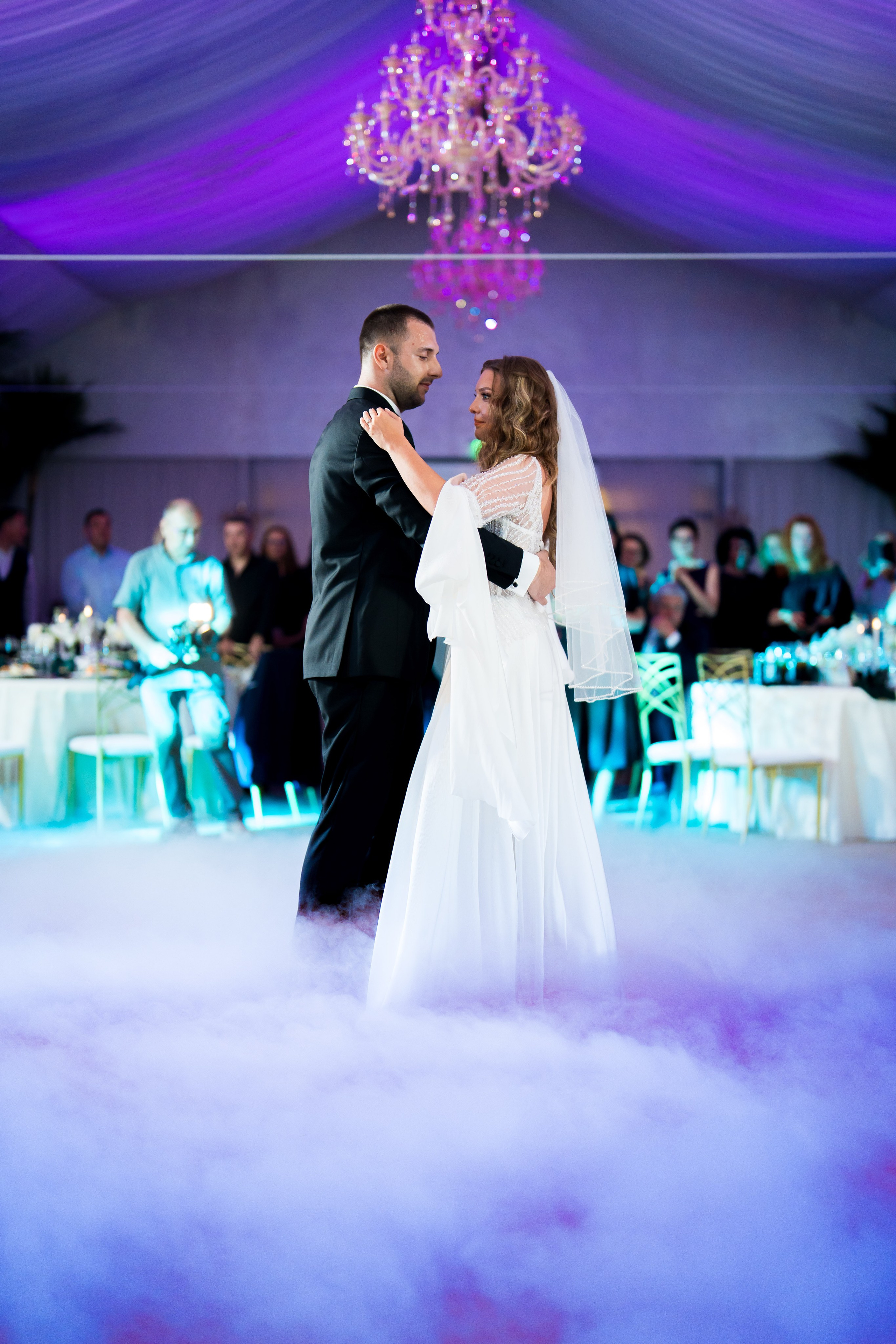 PARTY. Gabriel Florea — Fotograf nuntă București