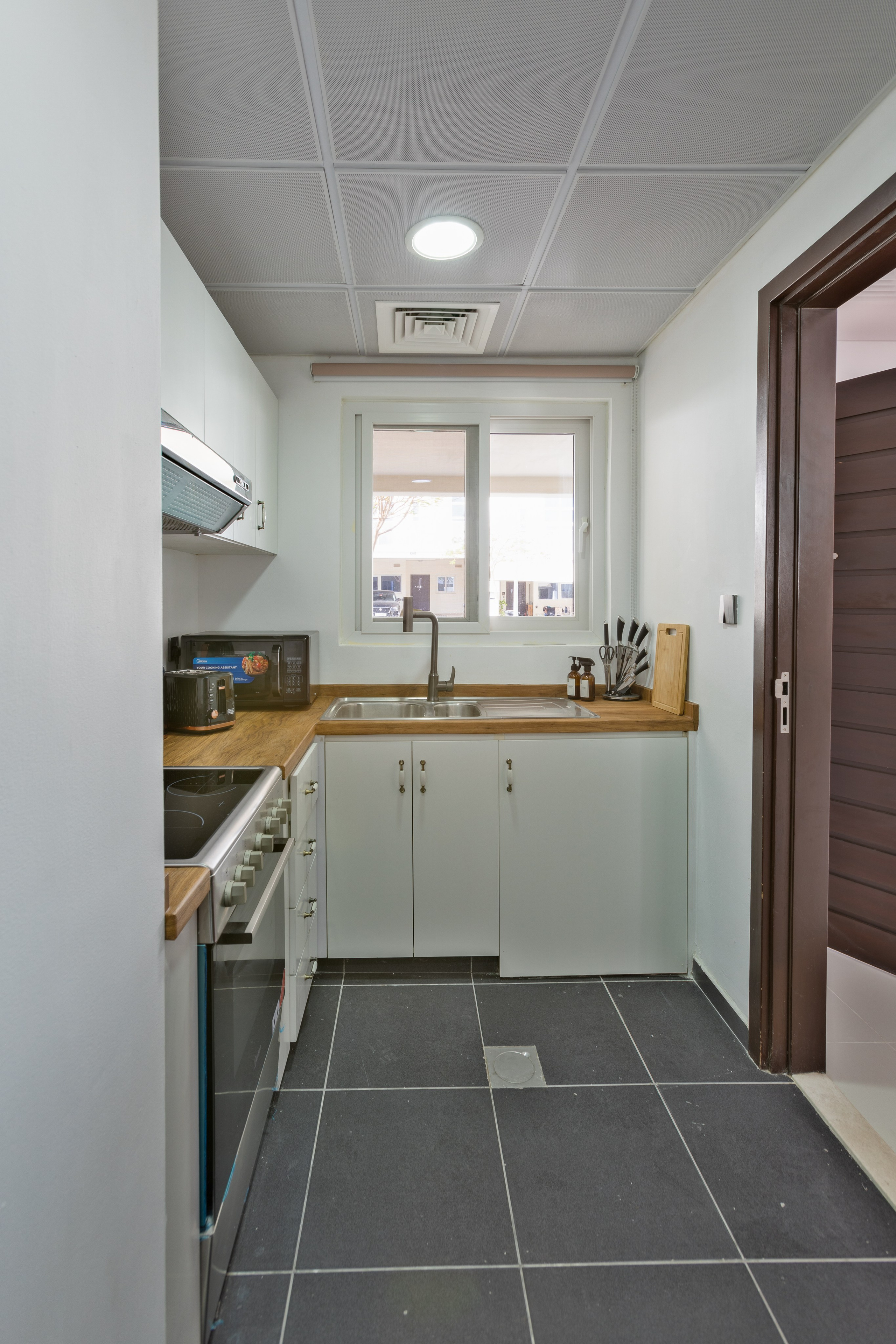 Pacifica Villa. Samy Mar Boy │Portrait, Automotive and Real Estate Photographer