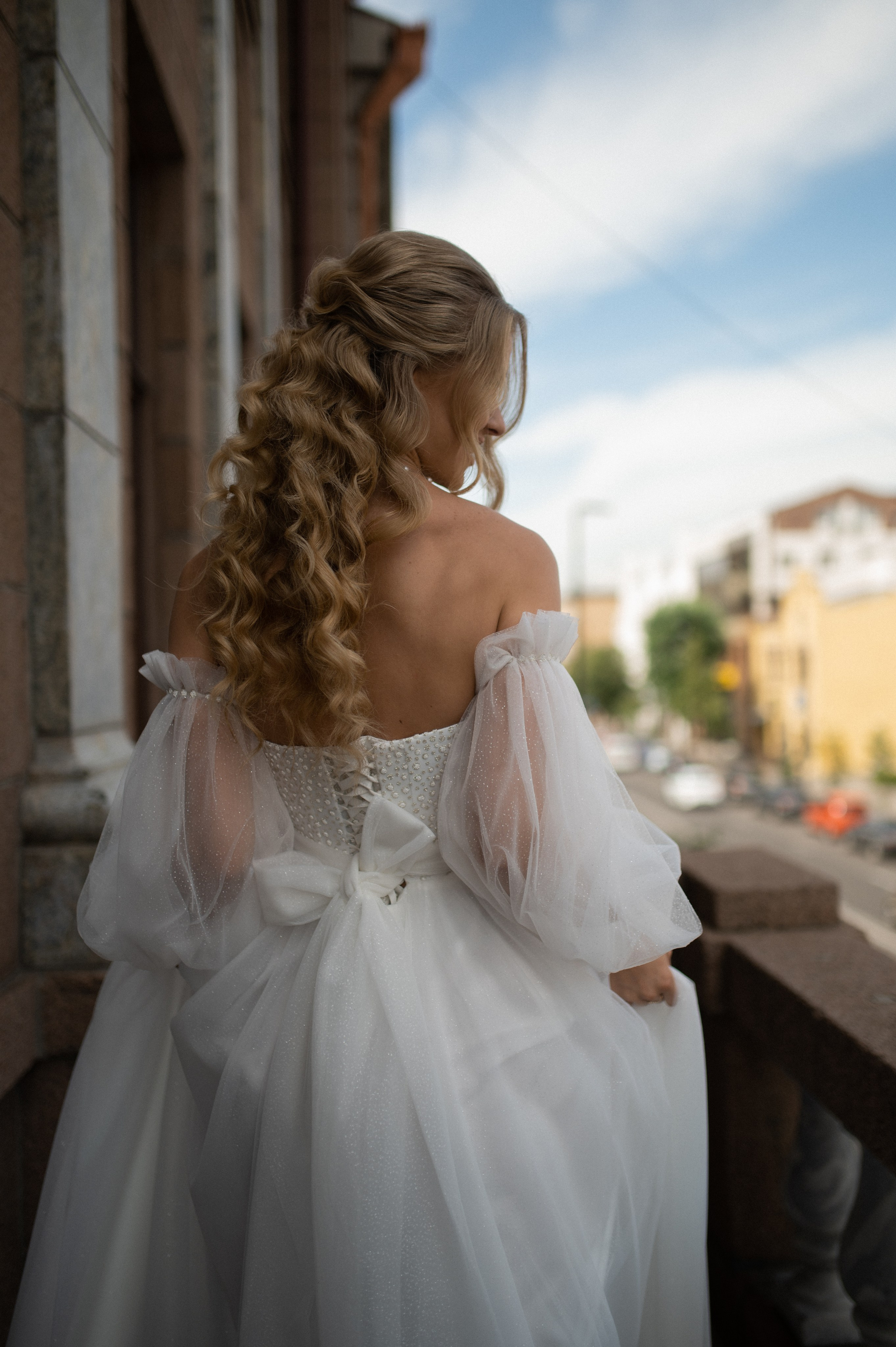 STOP! Wait a minute. Wedding and commercial photographer