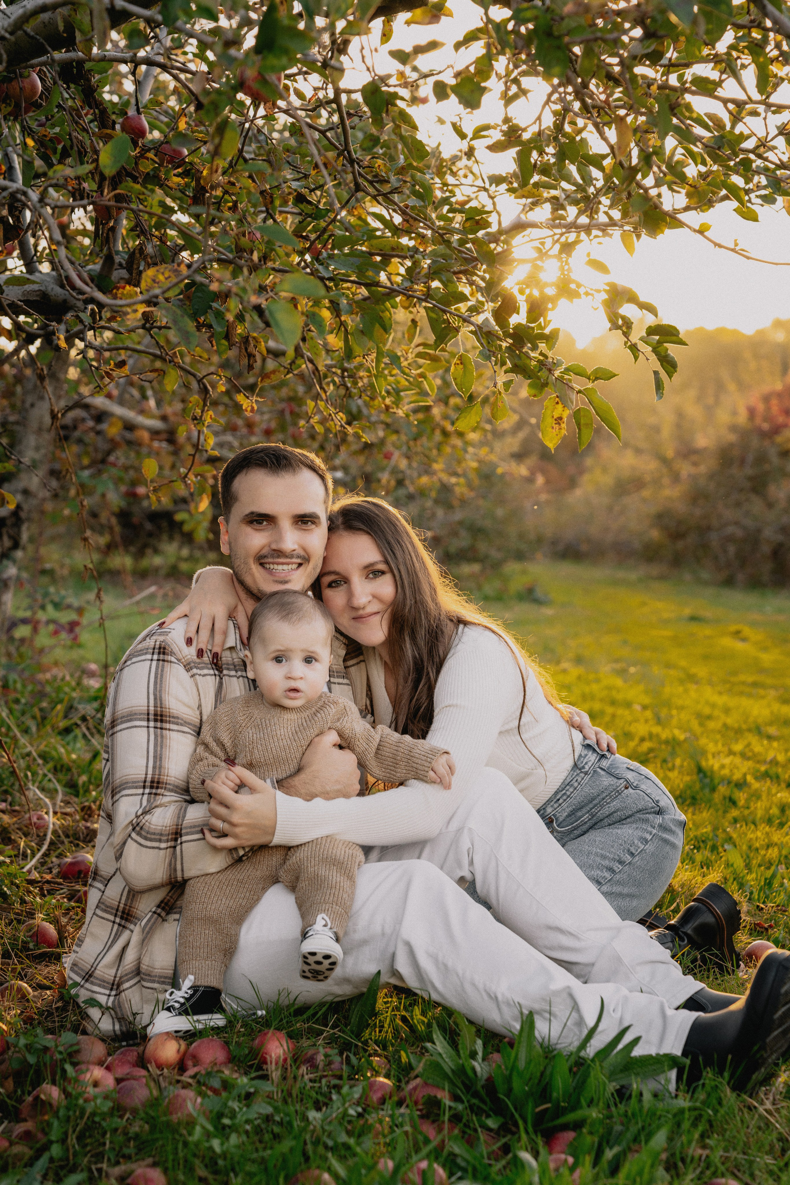 Family Photography in Nature – Candid & Beautiful Moments. Alisa Tant — Family and newborn photographer Bucks County, Montgomery county, Philadelphia, NJ