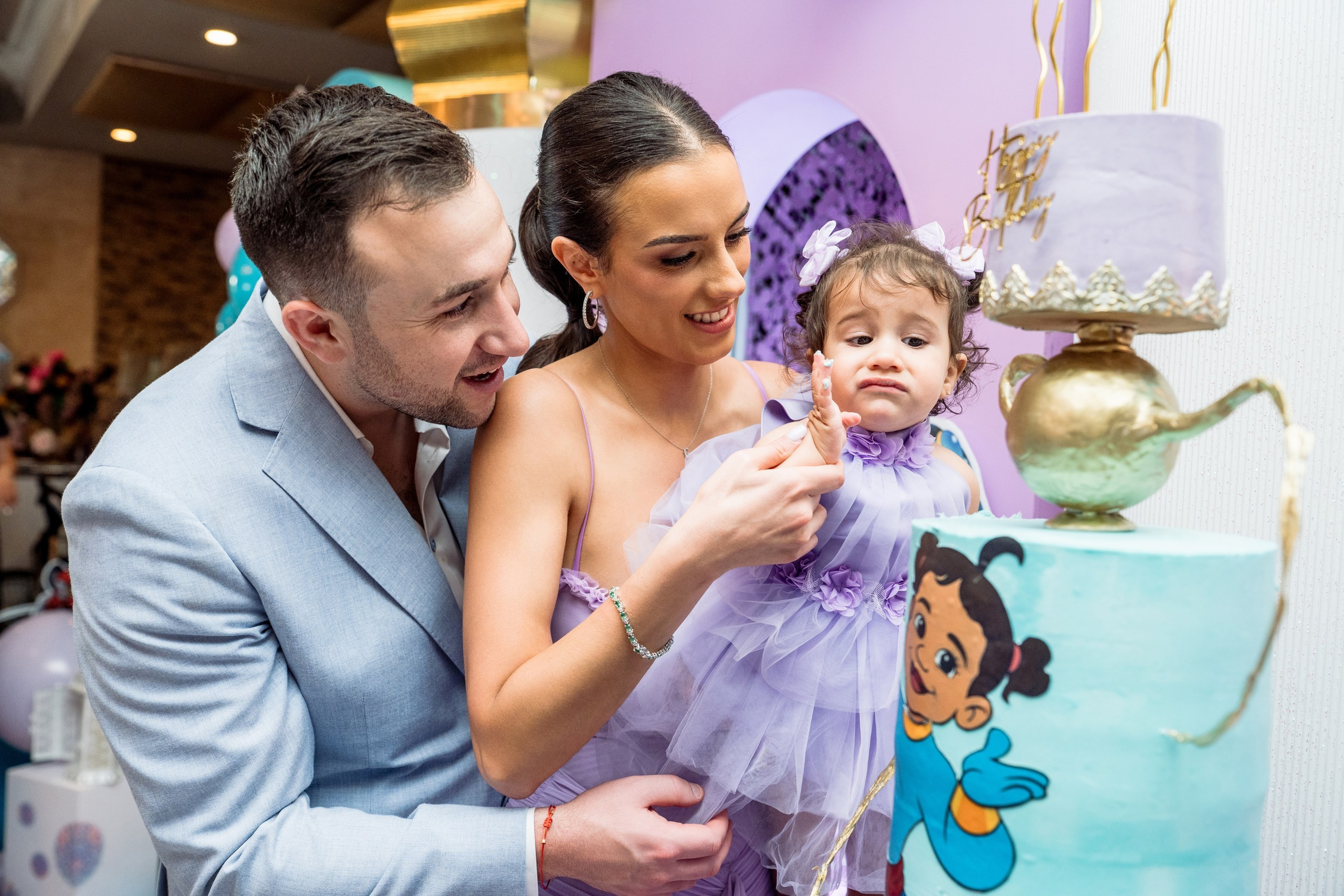 Genevieve’s birthday. Alisa Tant — Family and newborn photographer Bucks County, Montgomery county, Philadelphia, NJ