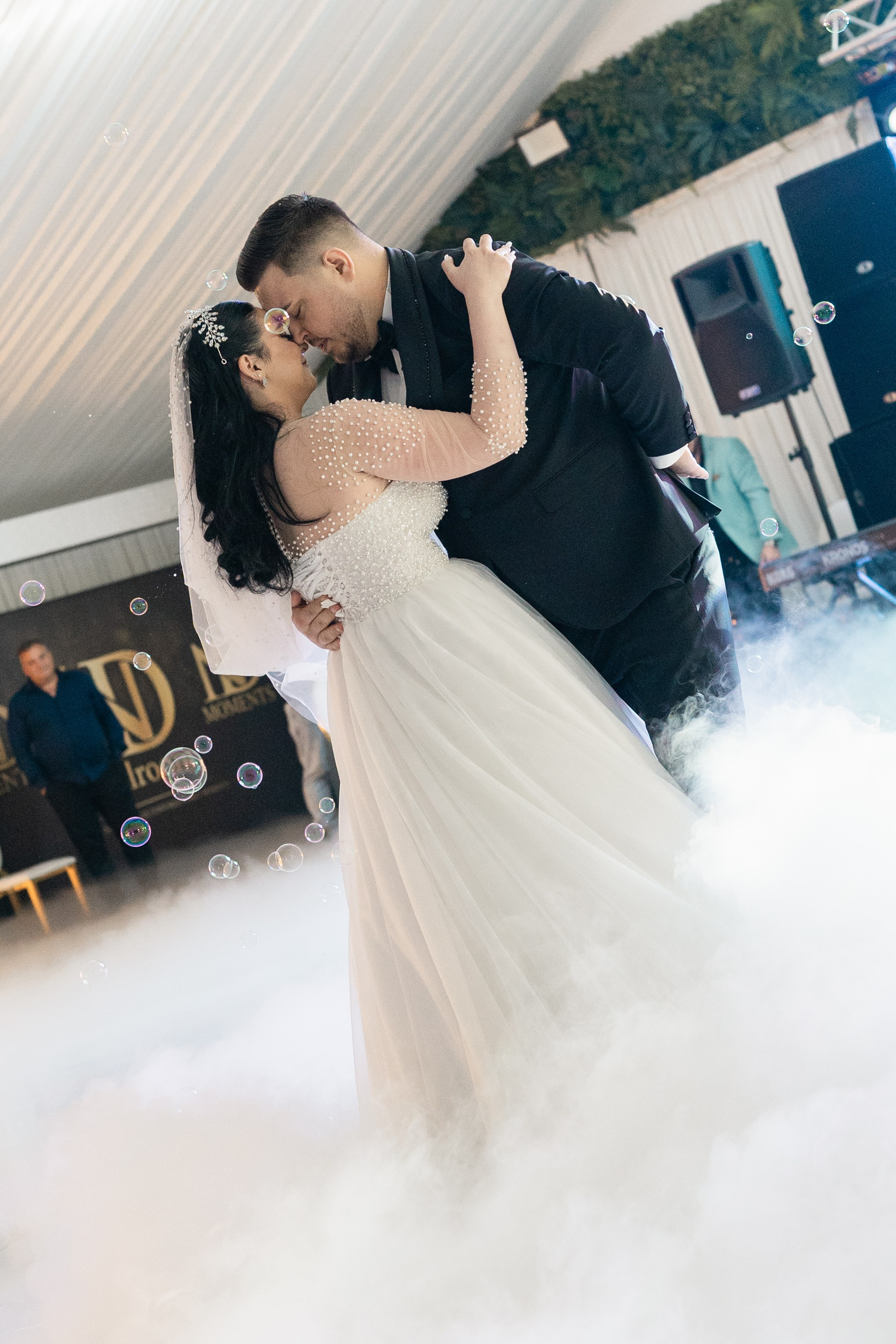 Nuntă - Gabriela și Alexandru. ALB — Alexandru-Laurențiu Bîrsan | Fotograf în București