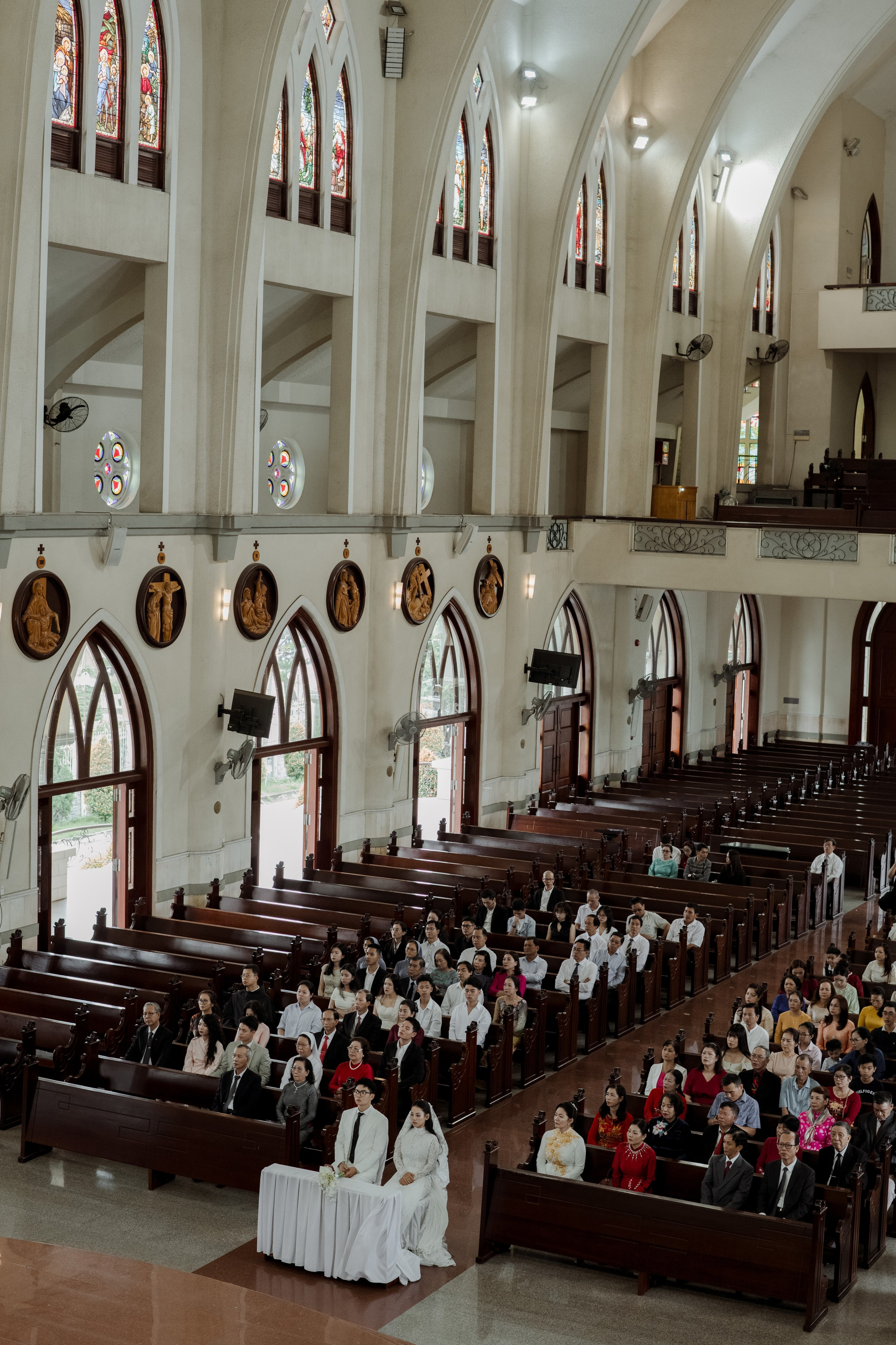 Man + Thu | Photojournalism. BenColor Studio