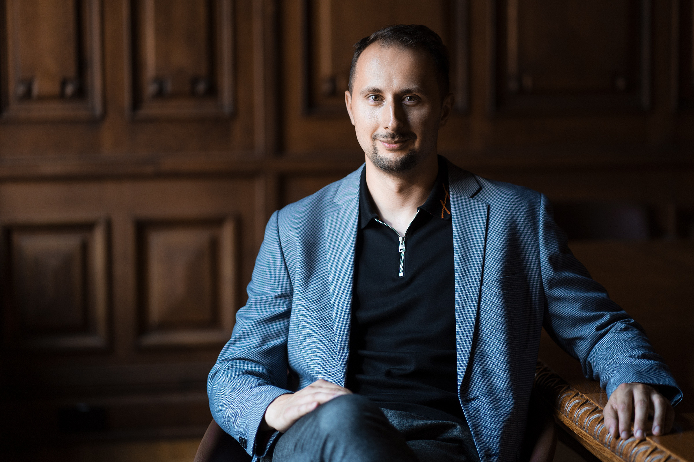 Портреты Сотрудников. Профессиональная съемка корпоративных фото — Фотограф Юрий Кор