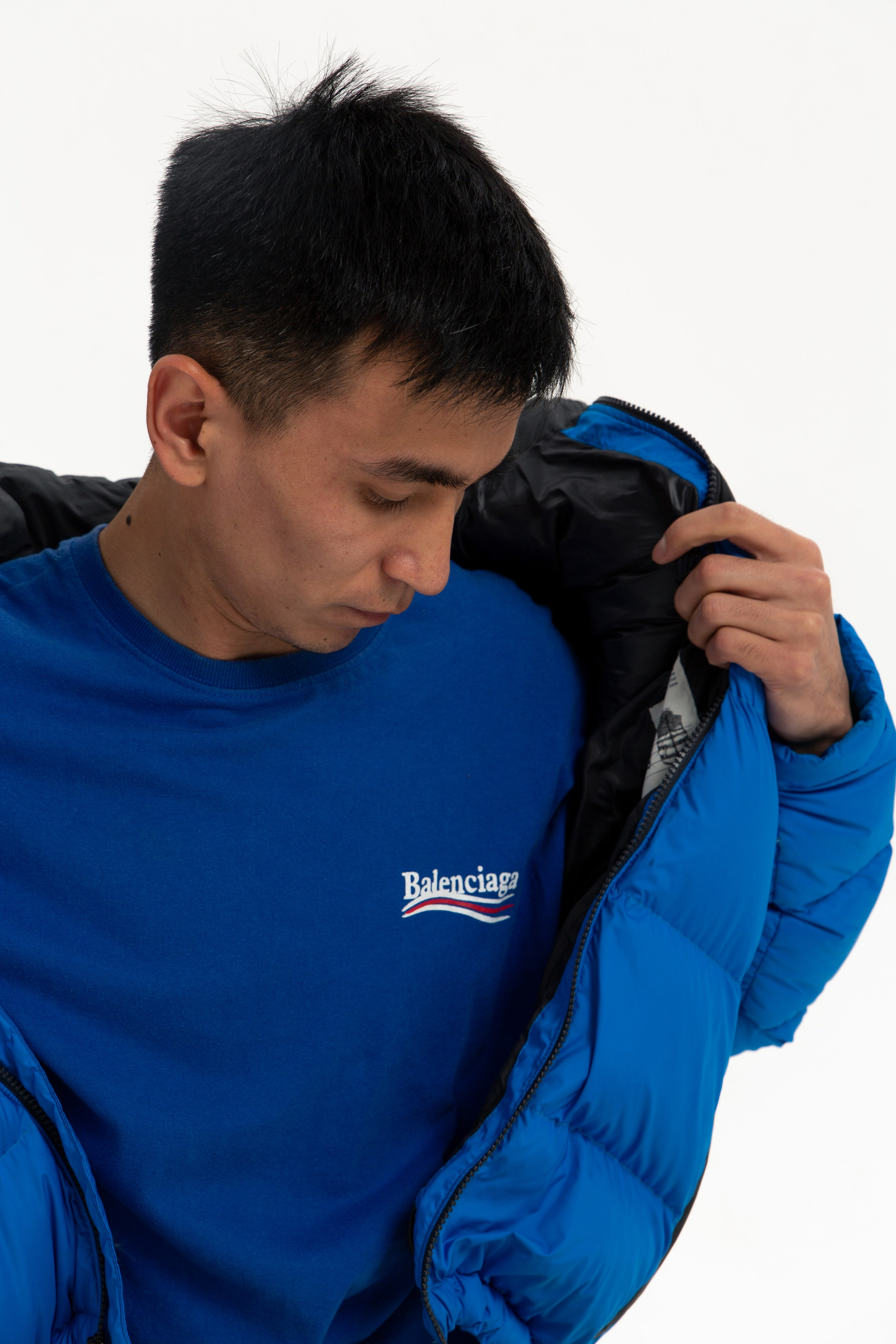 Davran. Thrift shop. Photographer Vladmir Gladkov