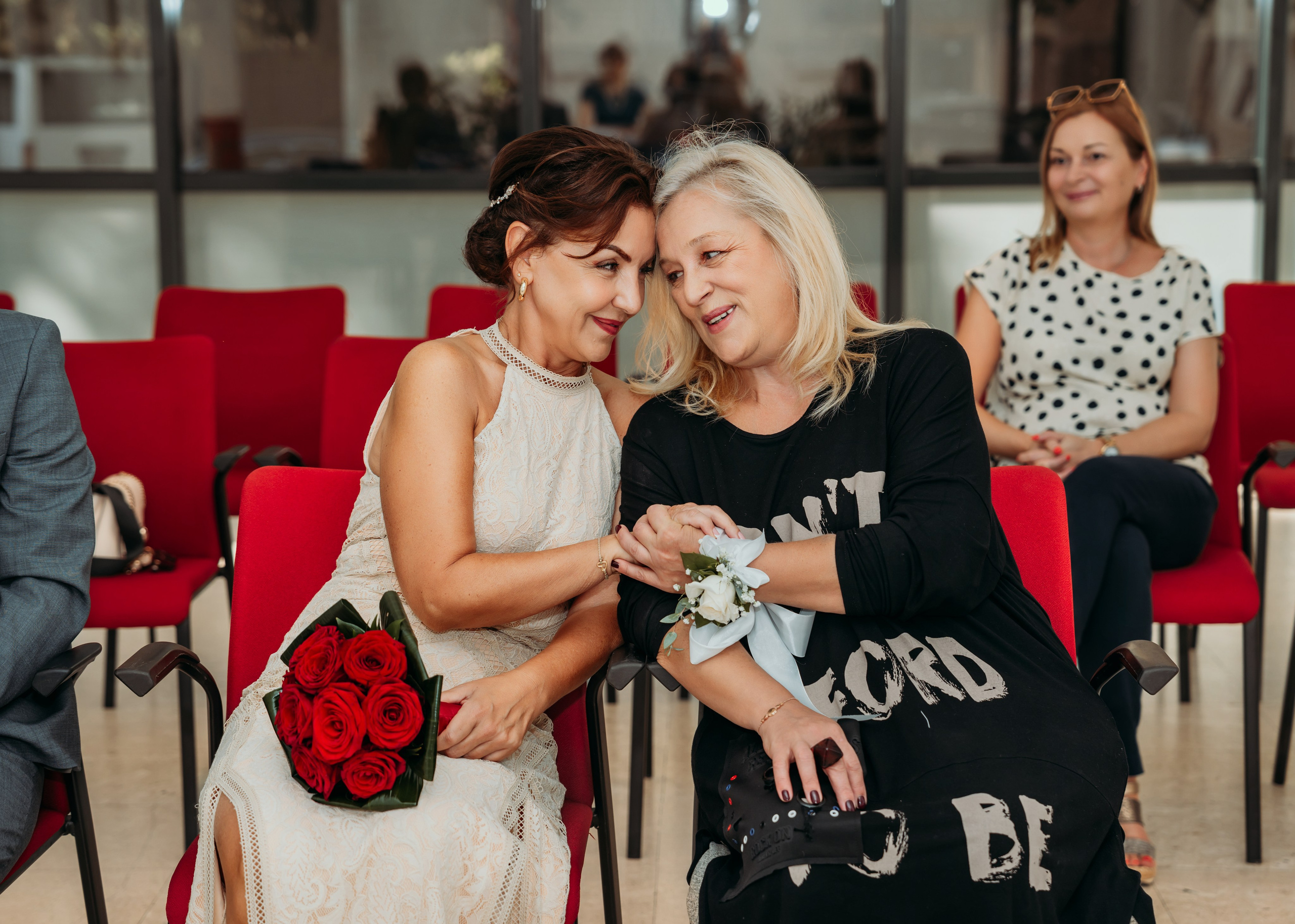 FOTOGRAFISANJE VENČANJA. DEČIJI FOTOGRAF BEOGRAD|NOVOGODISNJE FOTOGRAFISANJE|CAKE SMASH