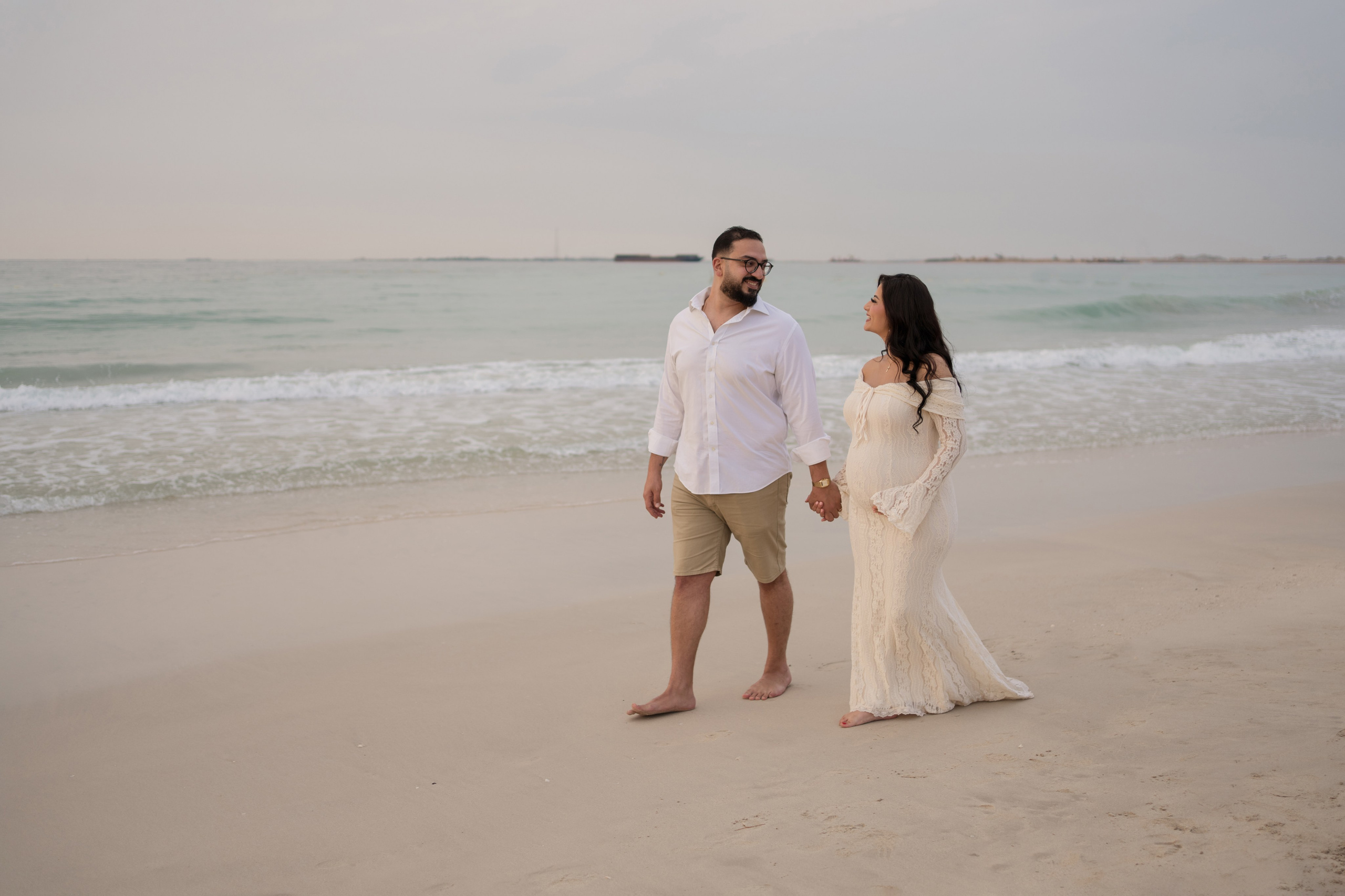 Sea of love. Angela Iakovleva — Family Photographer in Dubai