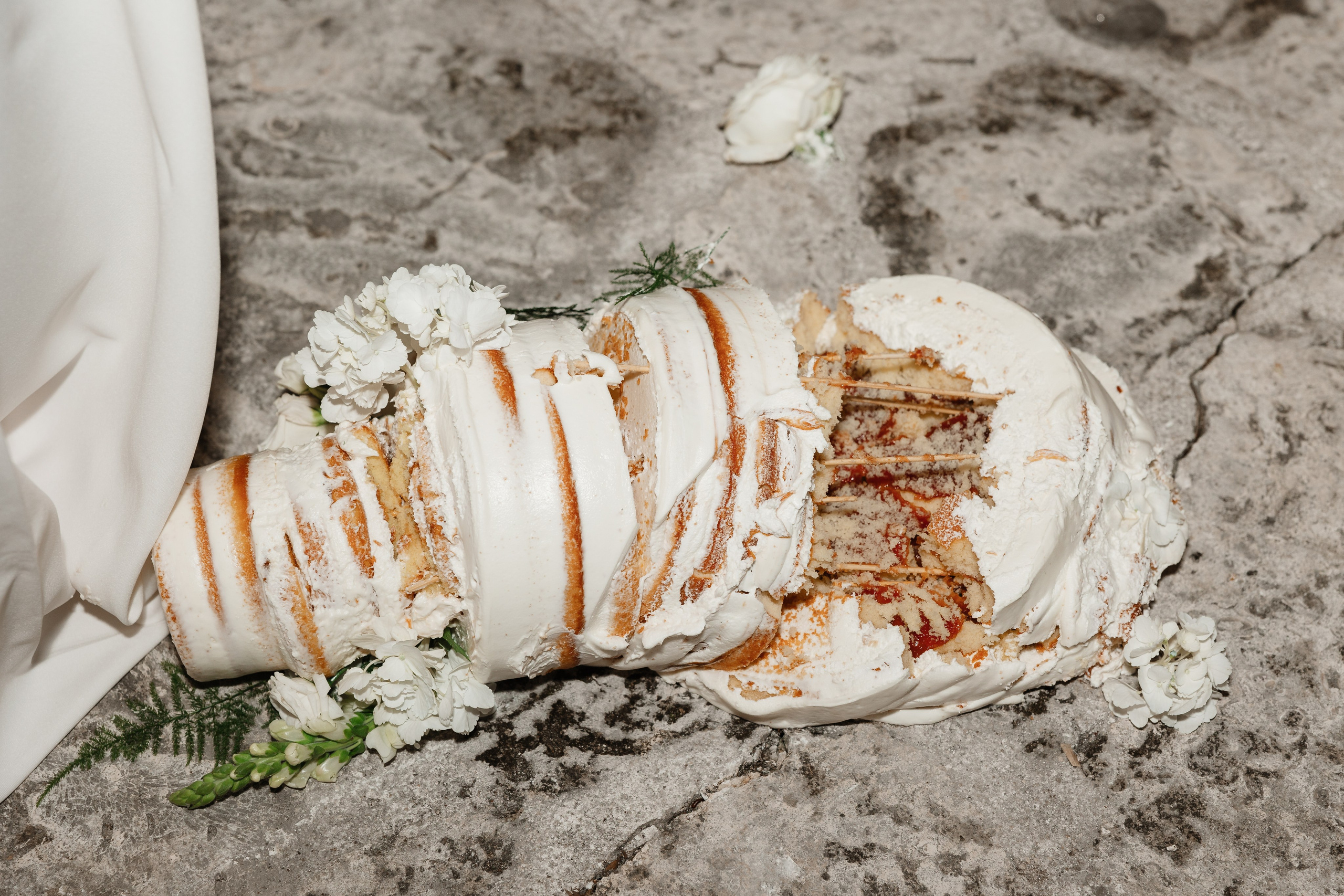 Mariella & Christopher’s Elegant Wedding at Deering Estate. YES I DO PRODUCTION — Wedding photography&videography