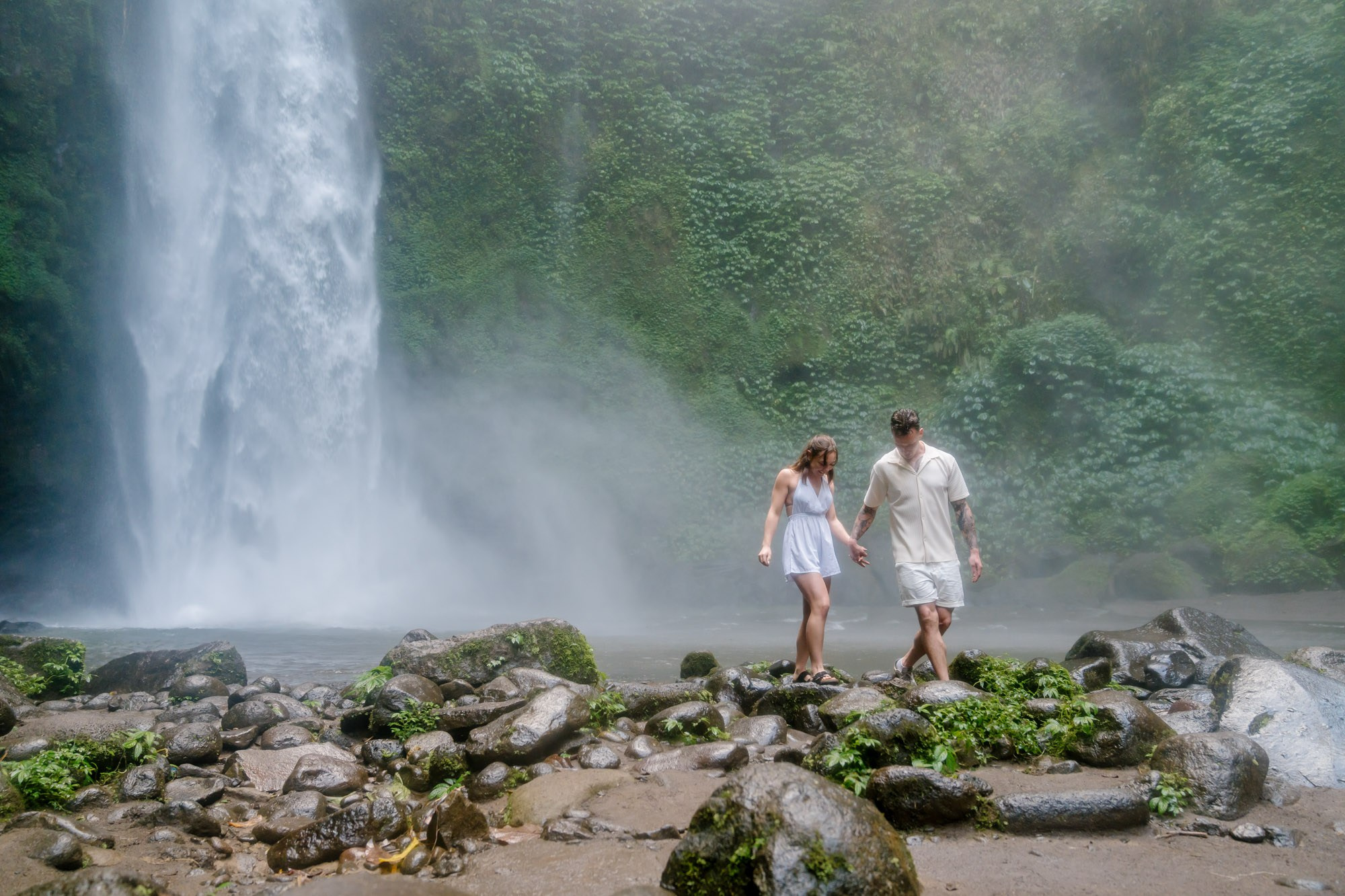 Marriage Proposal. Female Photographer in Bali
