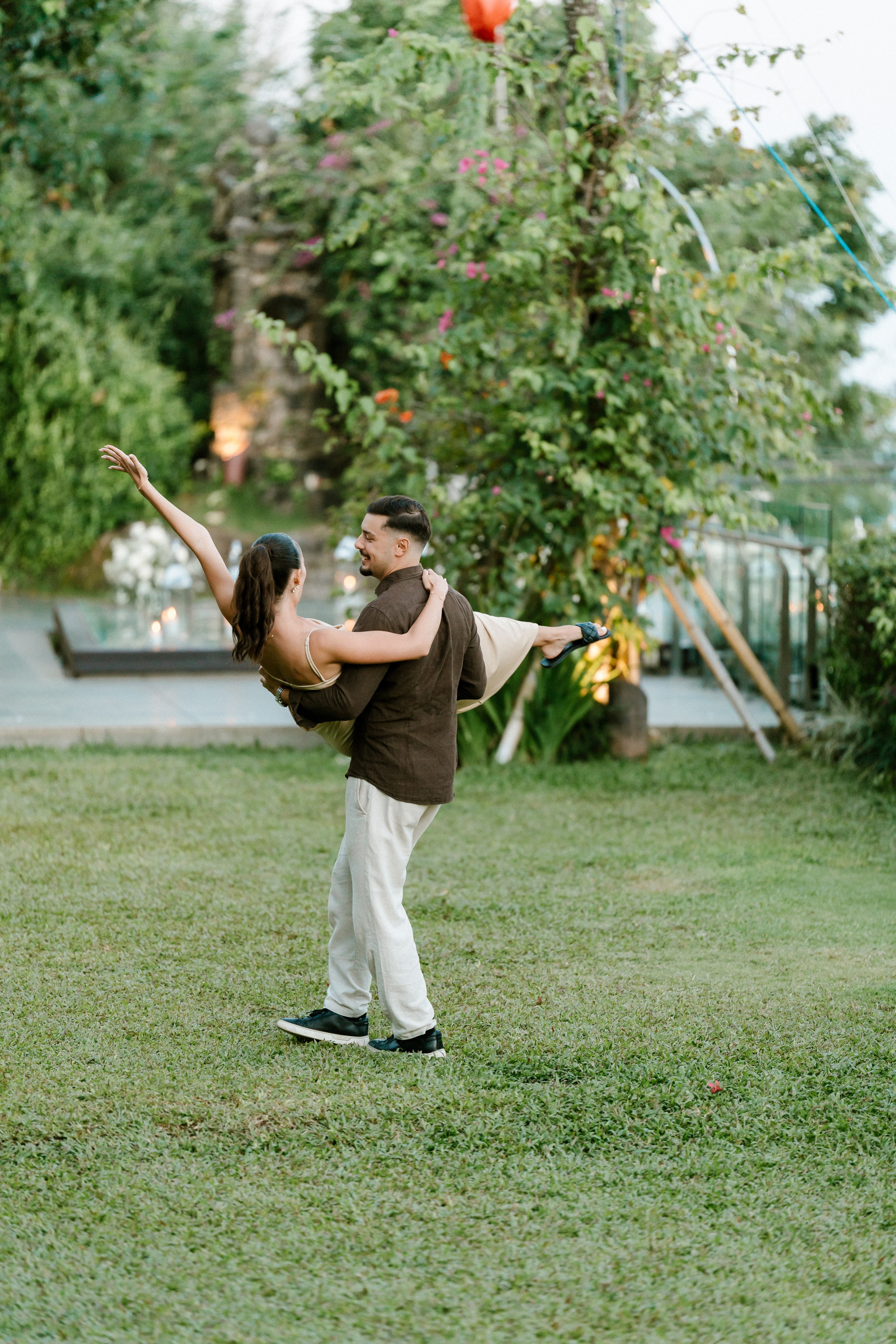 Nicolaos & Ivanna. Female Photographer in Bali