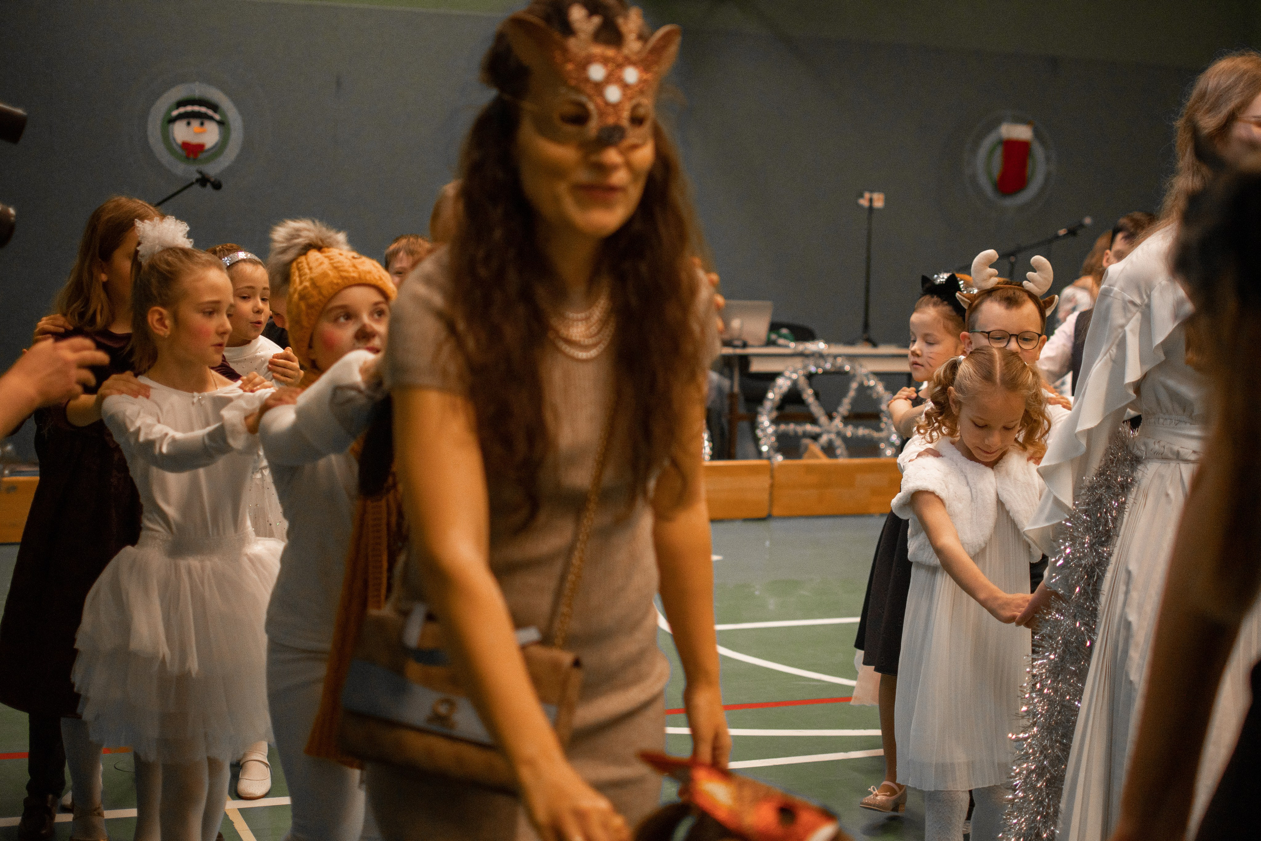 Новогодний хоровод. Семейный и детский фотограф