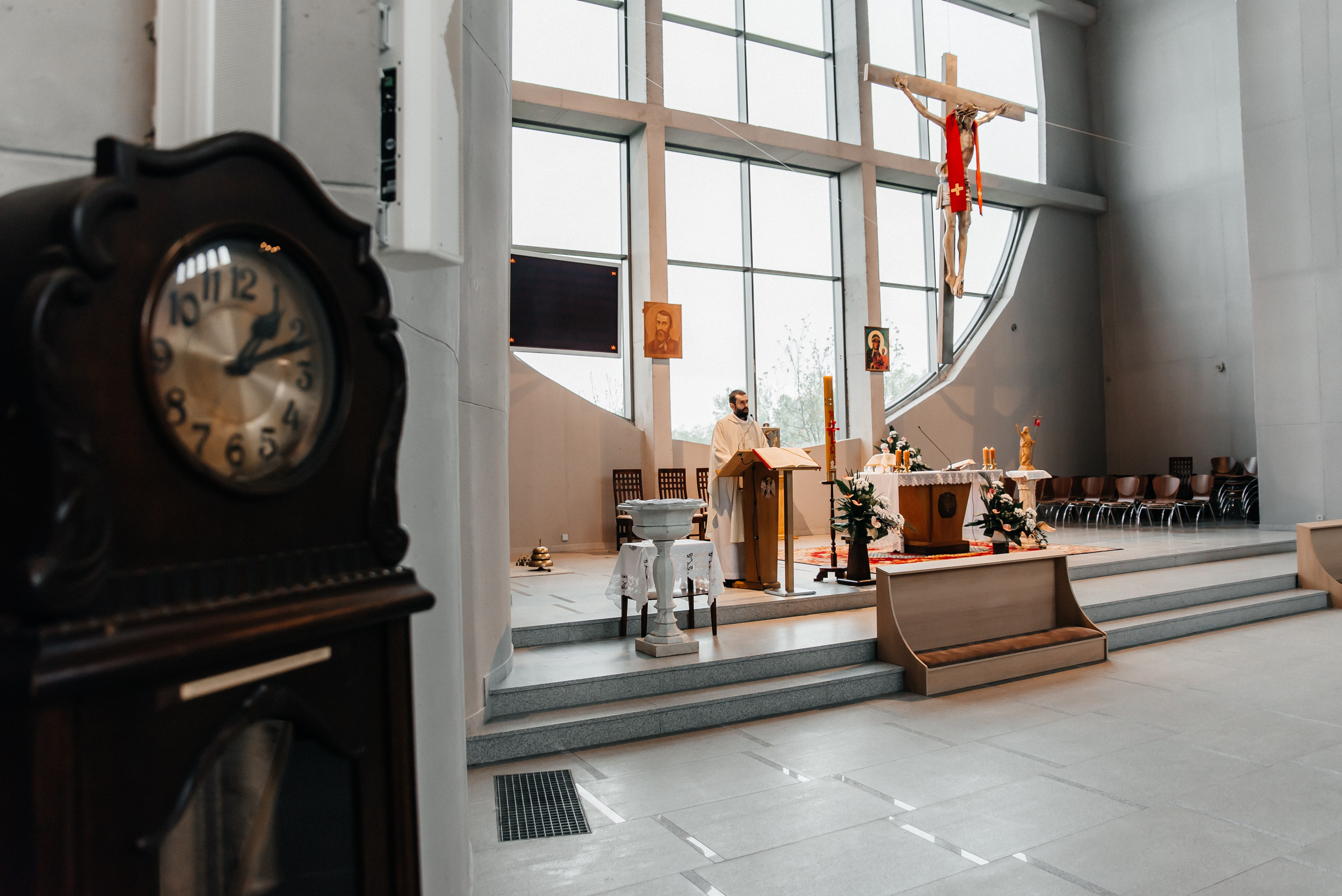 Chrzest Maja. Eugene Save – Fotograf Ślubny i Rodzinny | Warszawa i Cała Polska