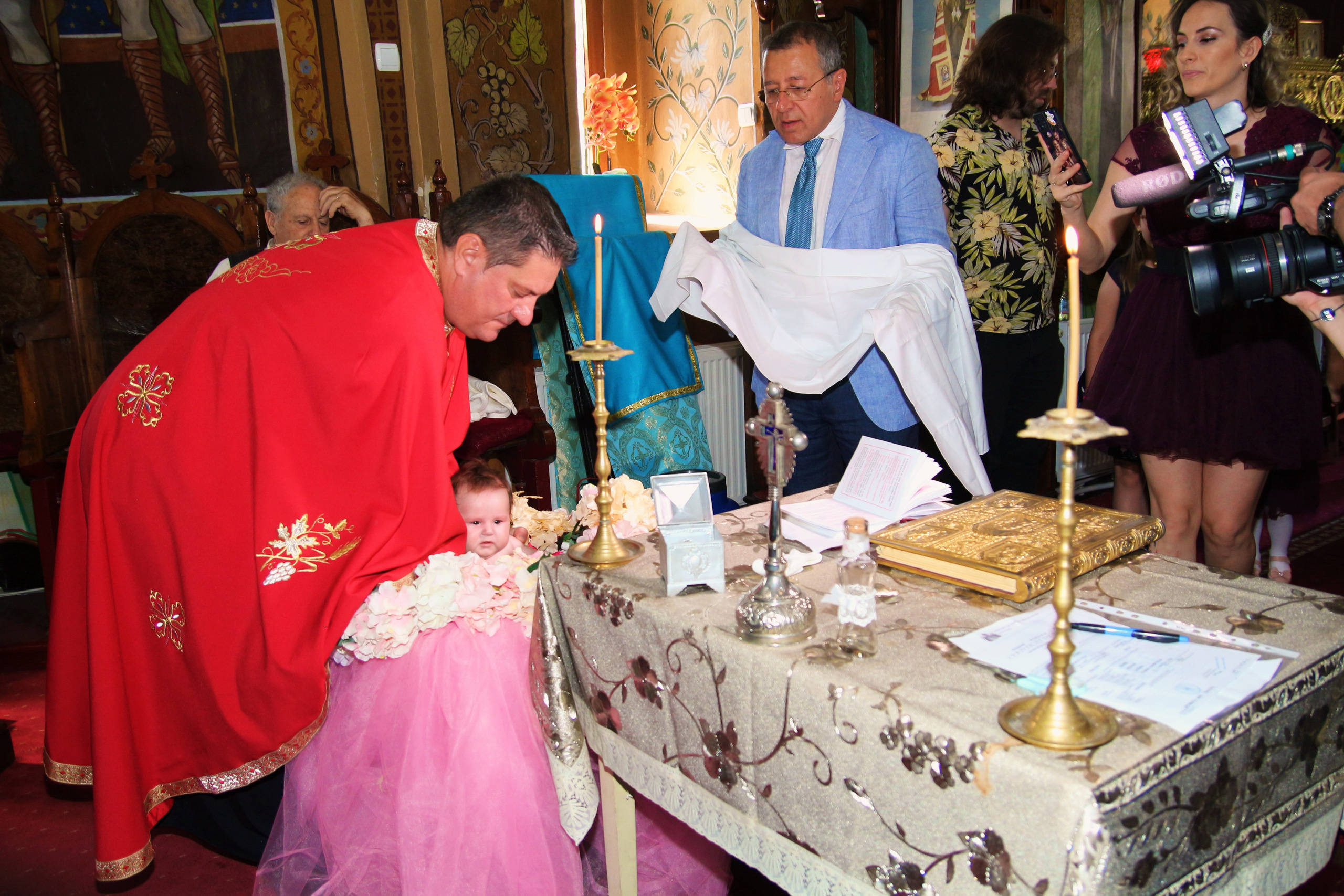 BYZO MEDIA. PETRU BYZO - family and children photographer in ROMANIA