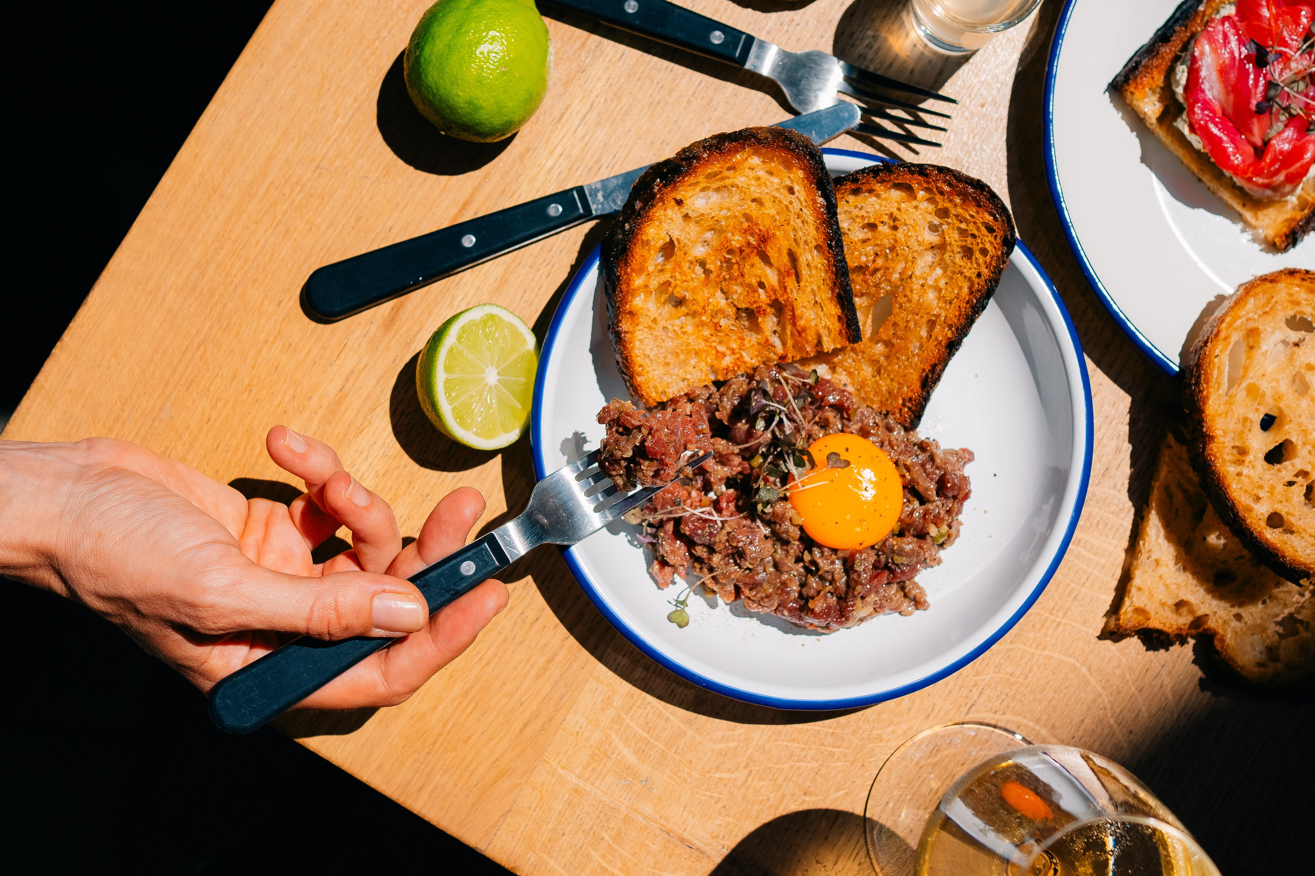 Menu de verão do bar Voyager 1. Maria Sher. Fotógrafa profissional do Porto, Portugal