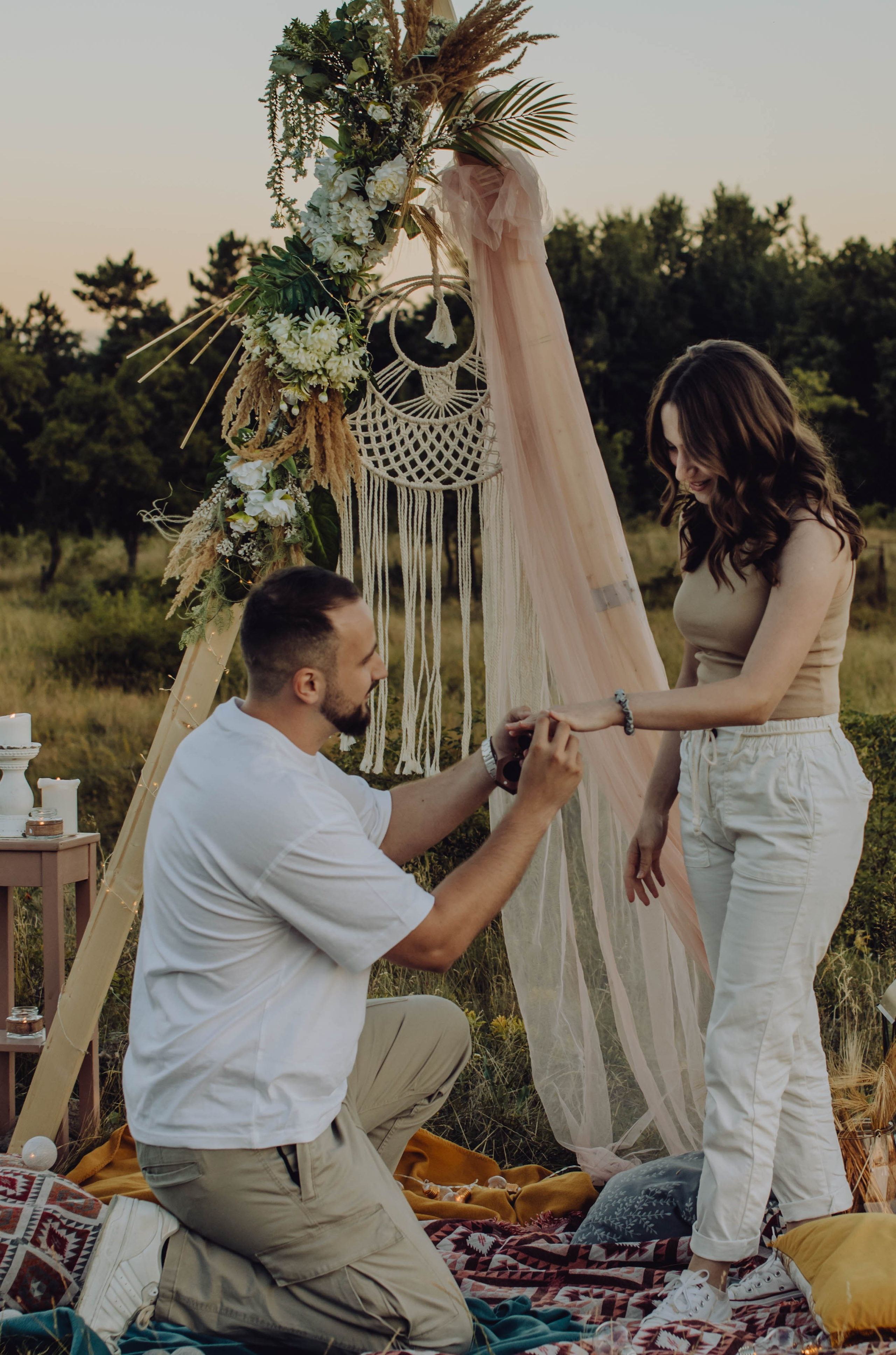 Gabi & Theoni. Wedding & couple photographer from Romania Rut Vetan