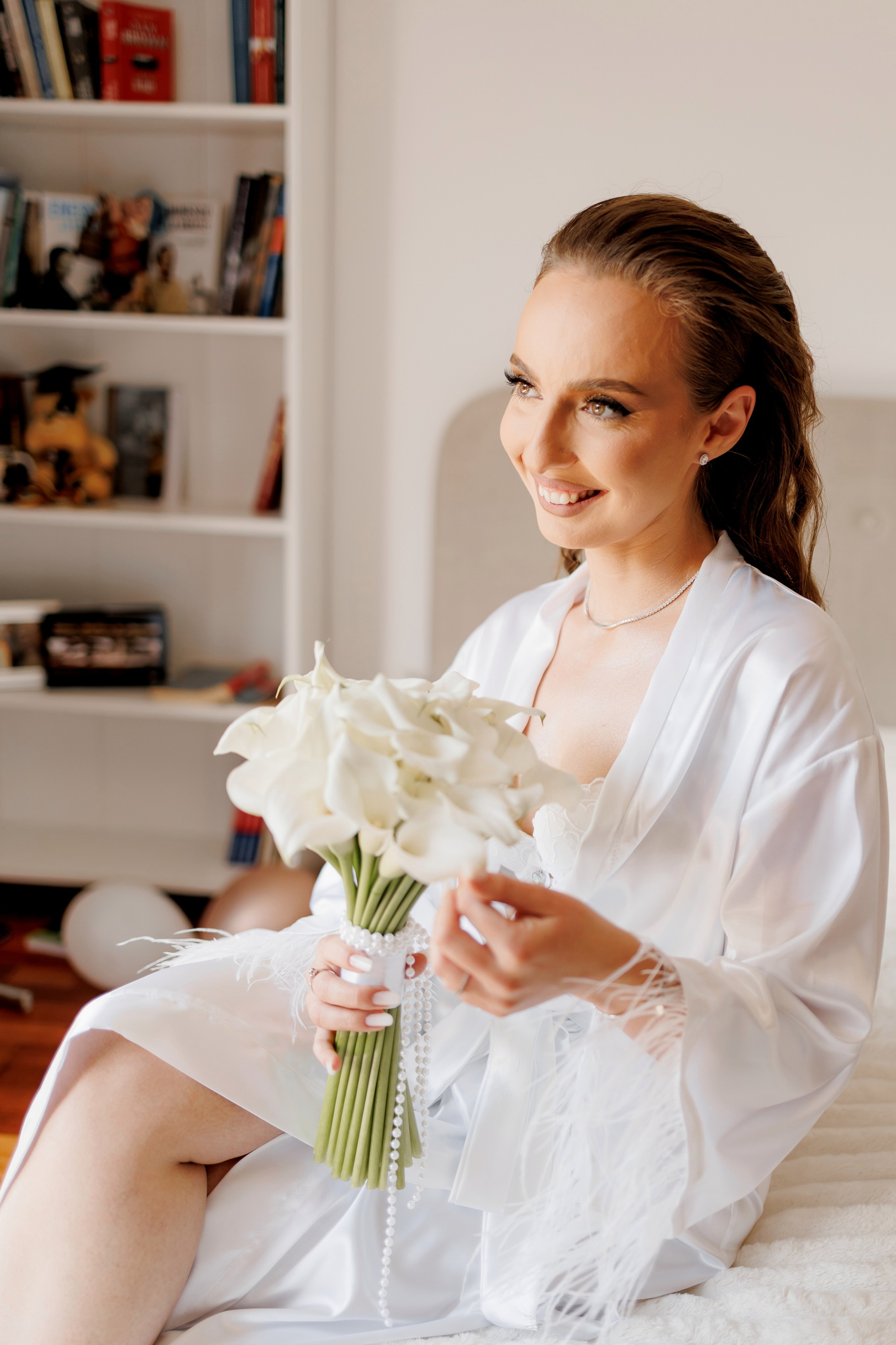 Maria & Vasile. Wedding Photographer, based in Iasi, Romania, but will travel all over the globe to make sure you look amazing in all your wedding photos