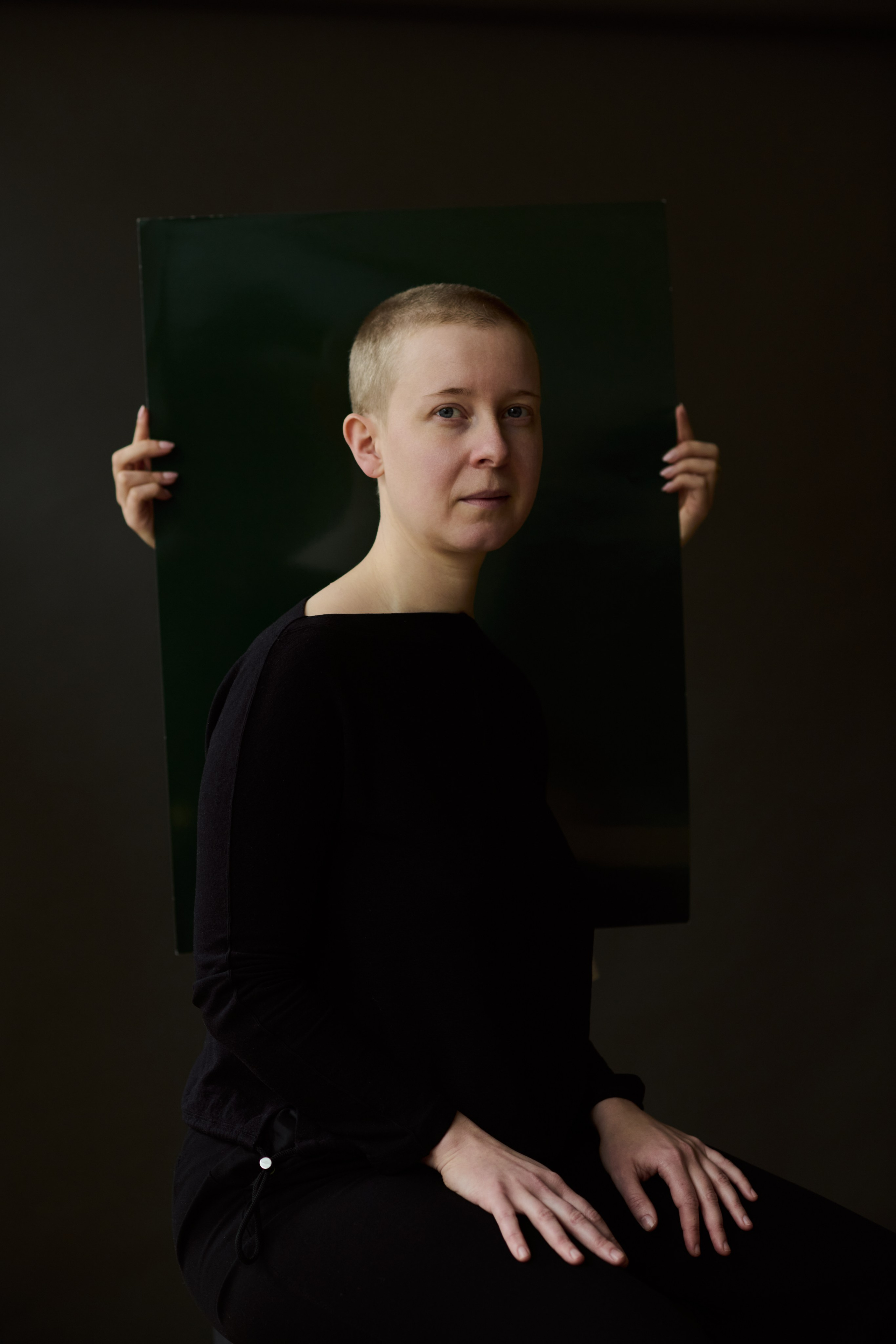 Portrait of Eleye, visual artist Amsterdam. Portrait Photographer in Brussels & Amsterdam — Victoria Ushkanova