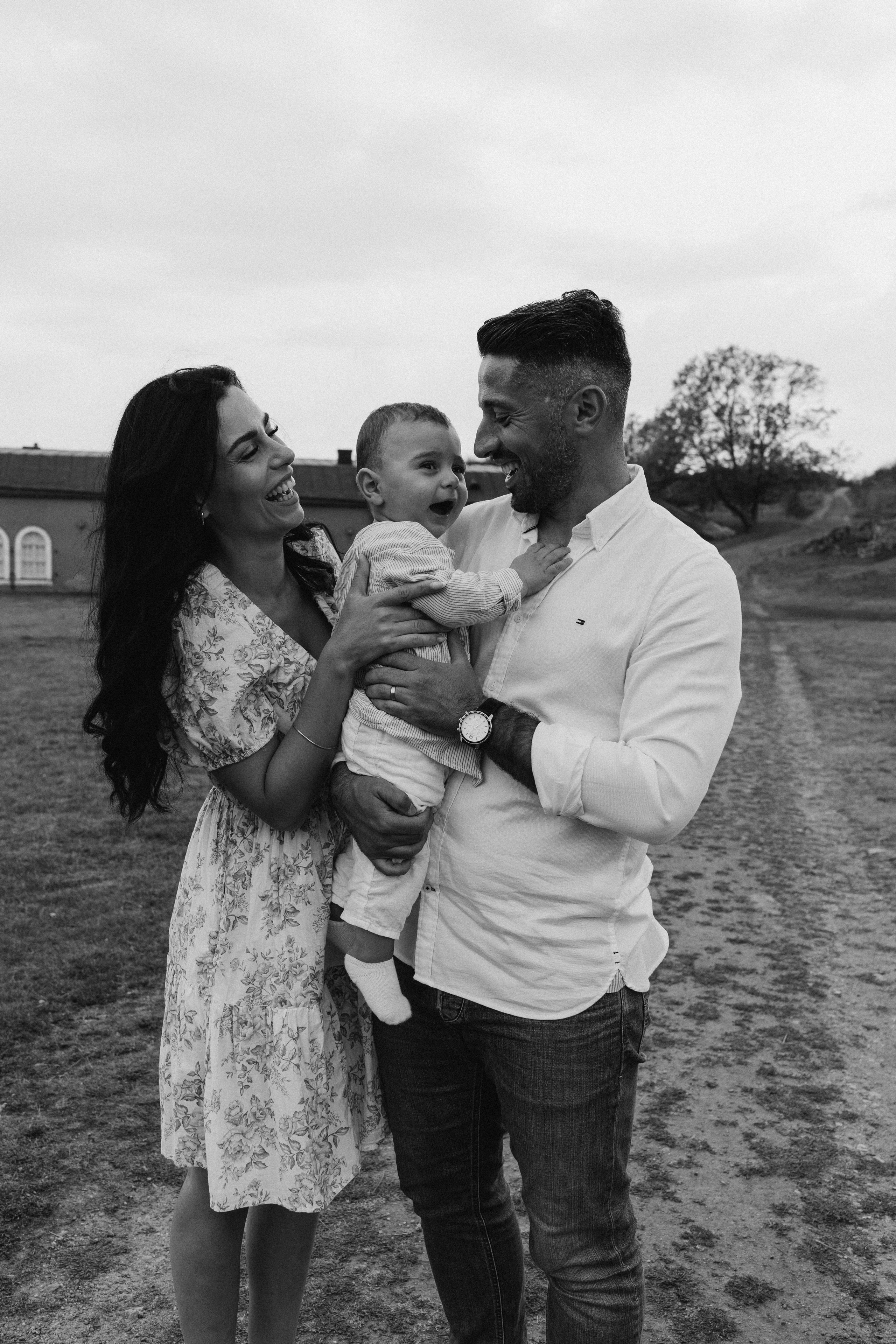 Summer. Wedding and potrait photographer in Helsinki Vickan O