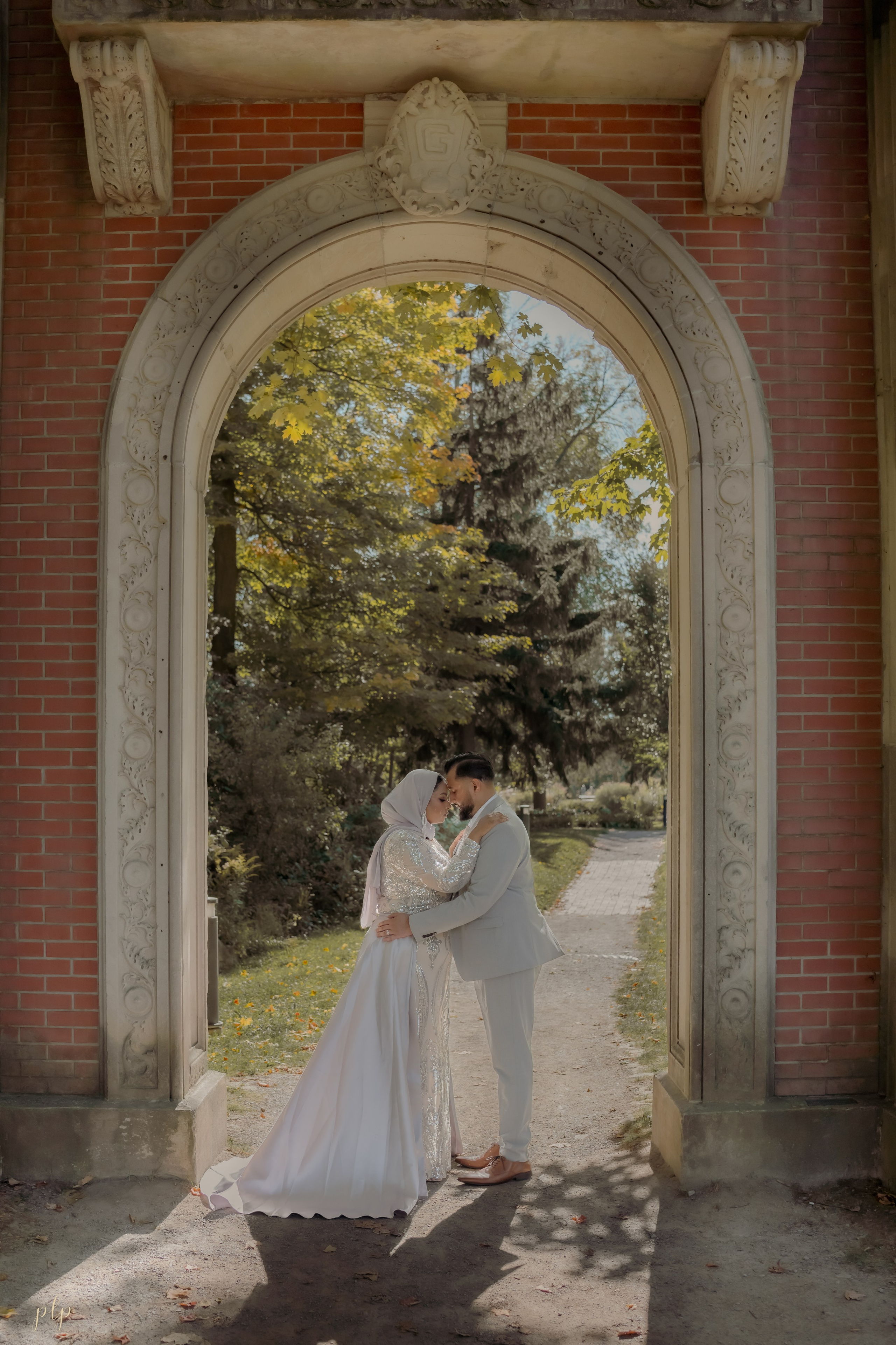 Saraf & Ahnaf. Wedding Photographers and Filmmakers