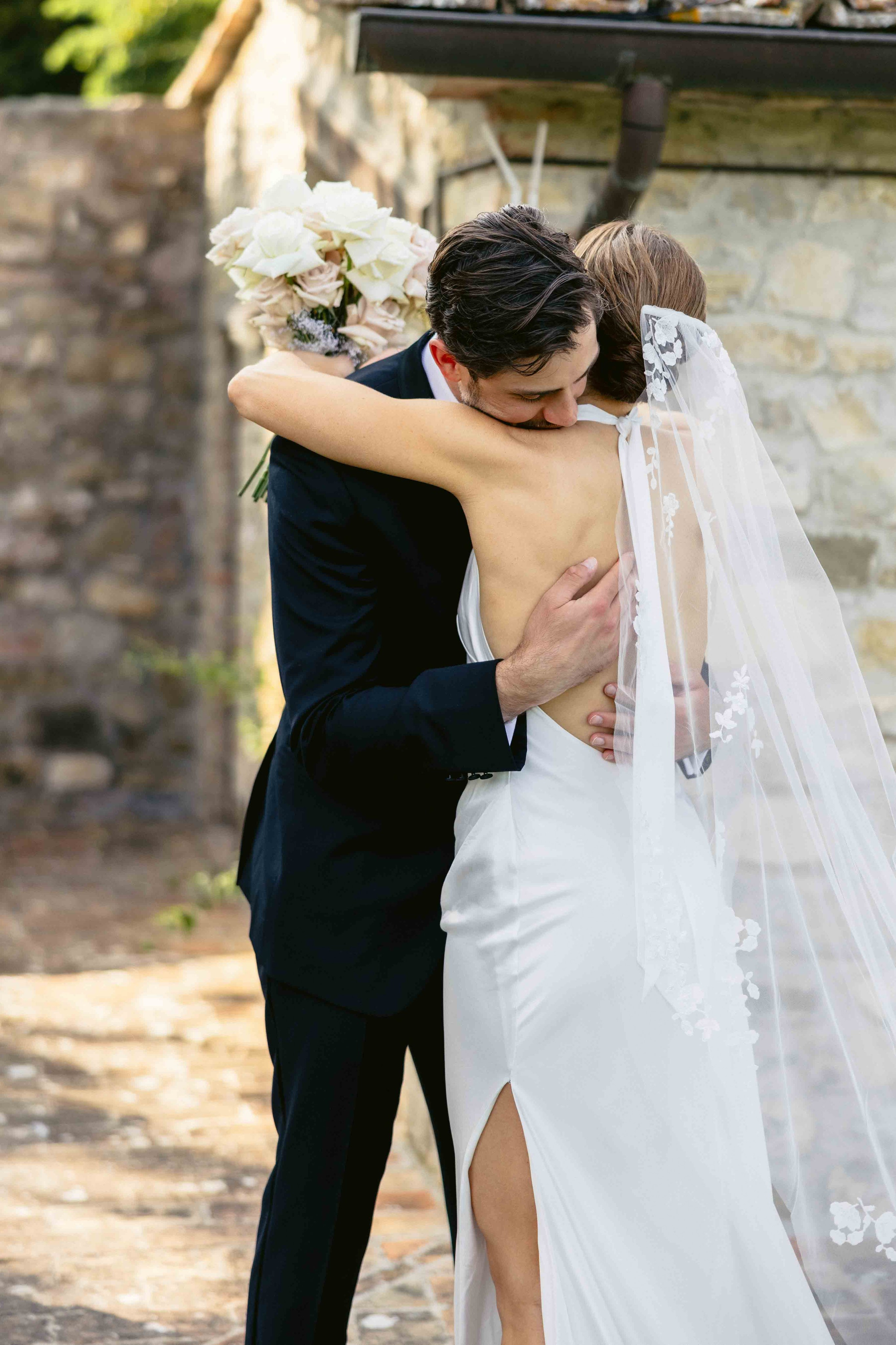 Emotional wedding at Borgo Bastia Creti, a wedding venue in Tuscany Umbria