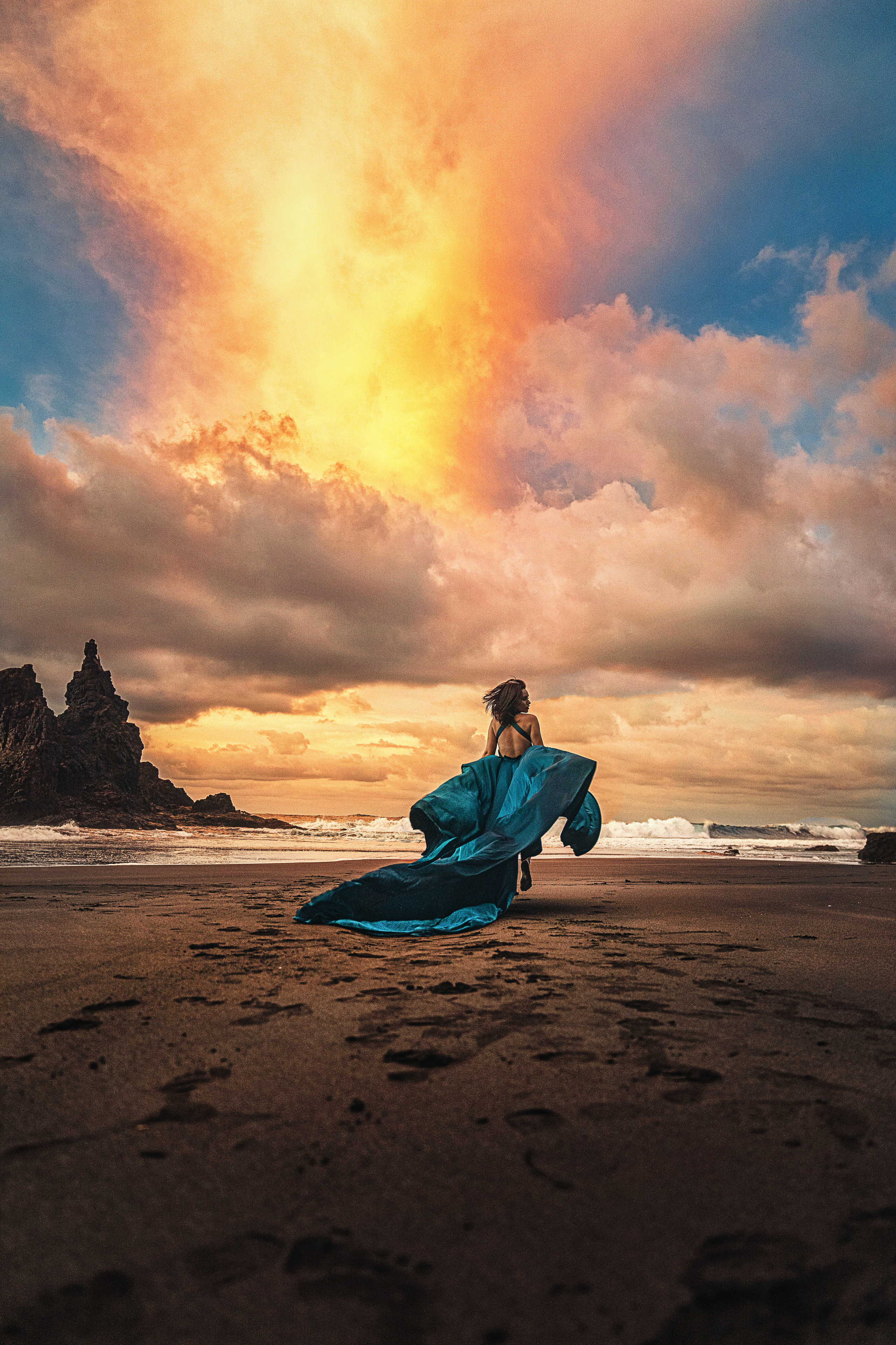 Шлейфовые (летящие) платья на Тенерифе и Канарских островах. Таня Боннет | Профессиональный фотограф на Тенерифе — Летящие платья