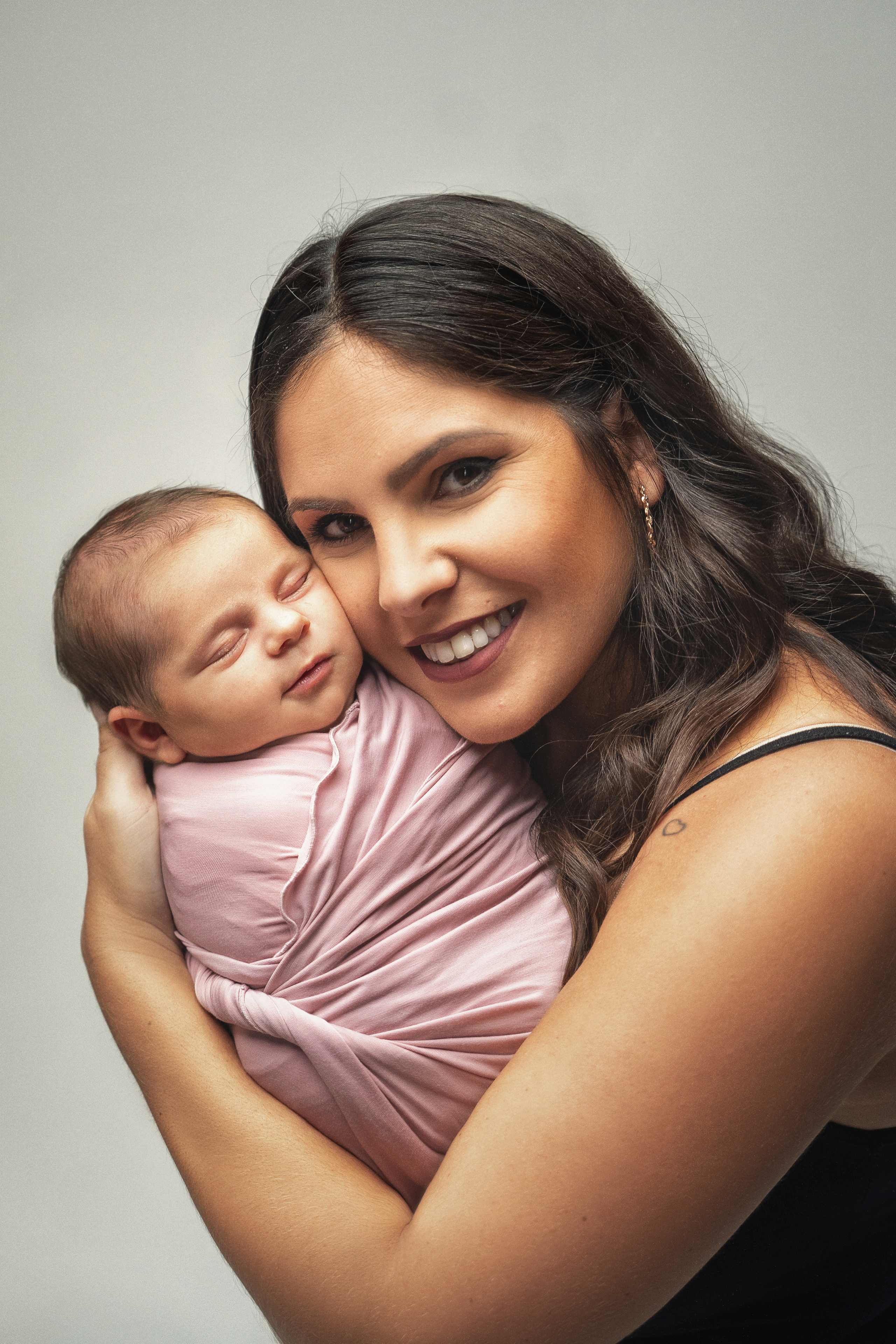 Newborn photoshoots in Tenerife. Professional photography in Tenerife Tania Bonnet