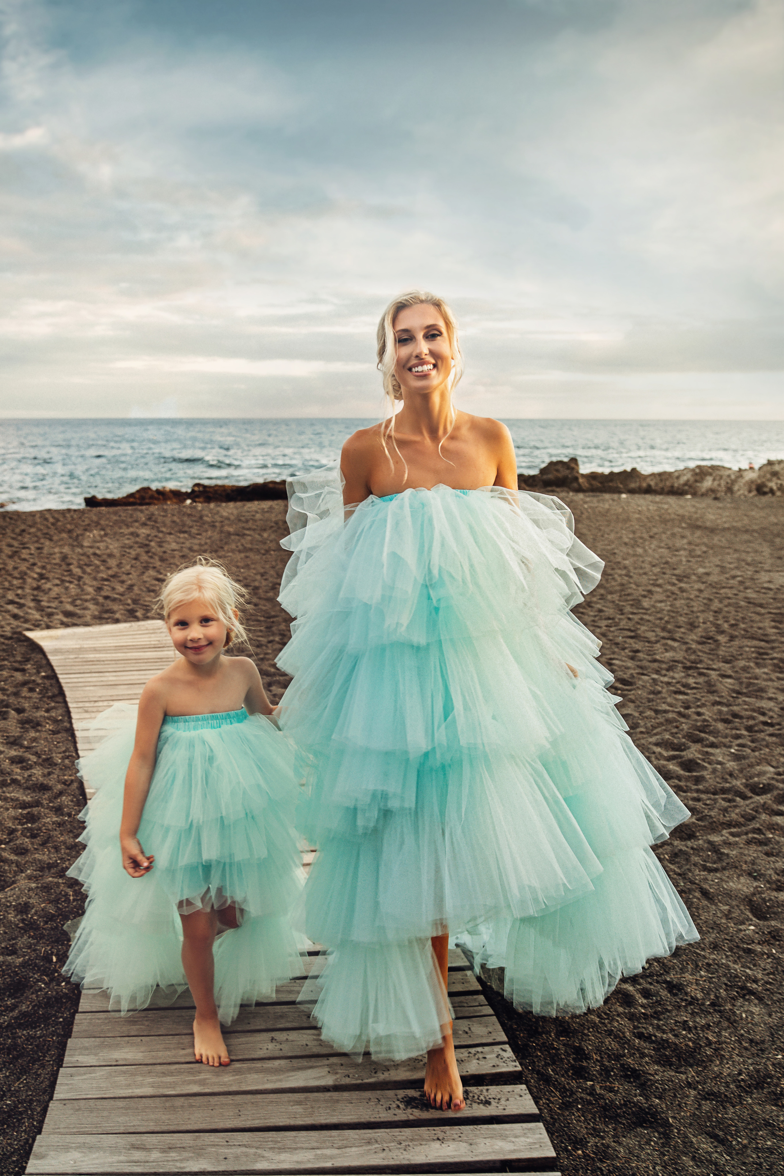 Mint tulle dress #2 20+10€. Professional photography in Tenerife Tania Bonnet