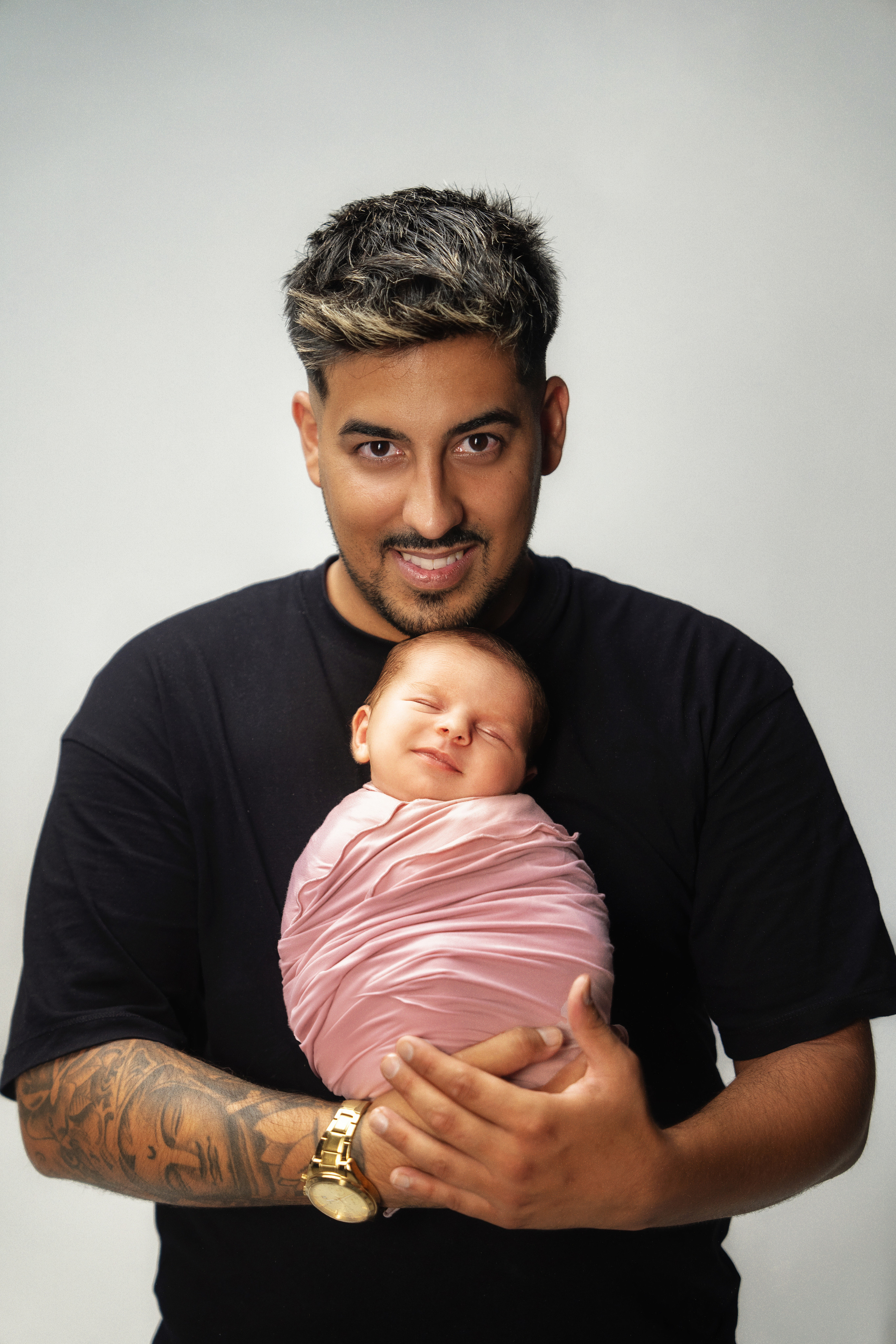 Newborn photoshoots in Tenerife. Professional photography in Tenerife Tania Bonnet