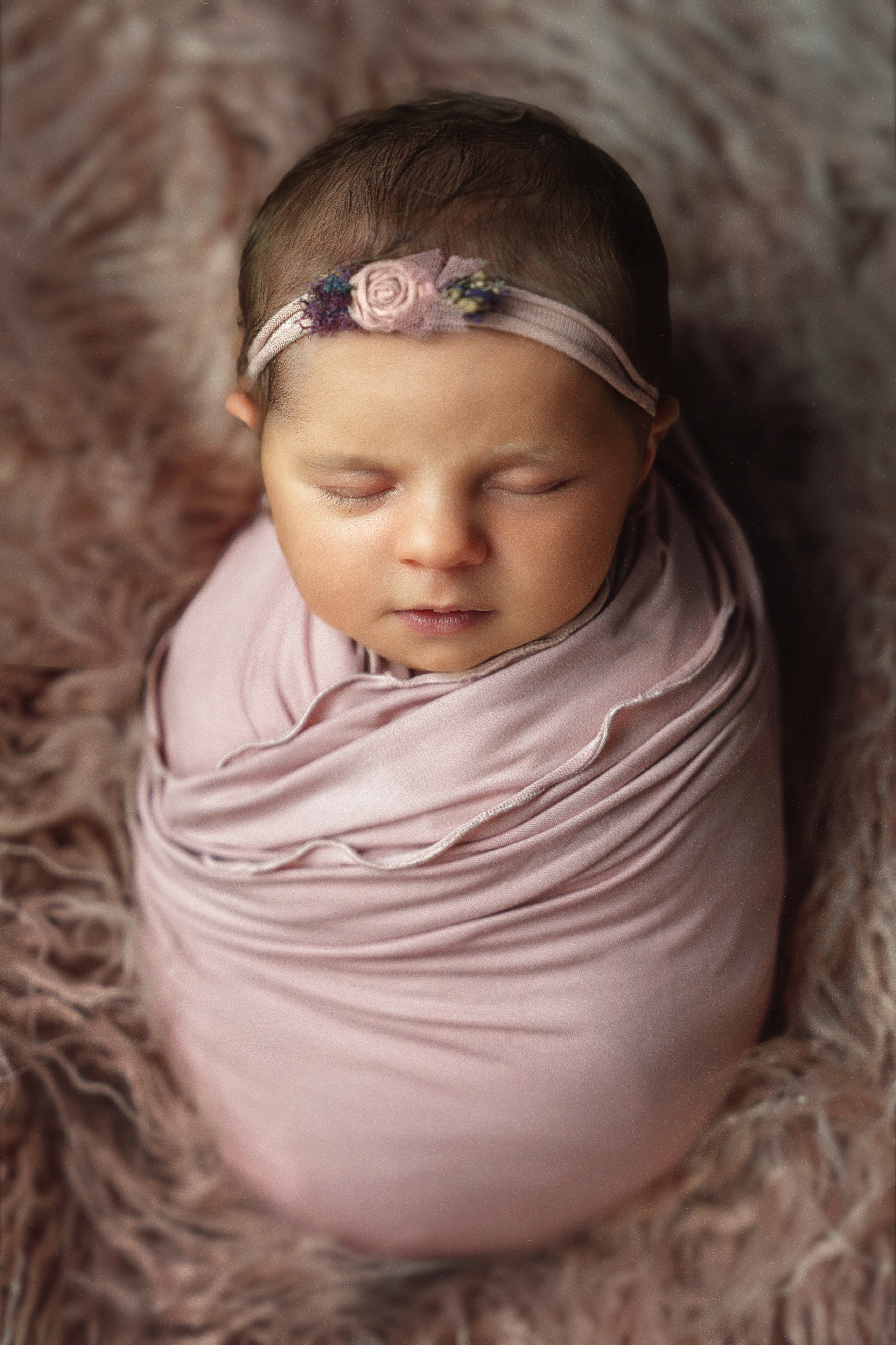Newborn photoshoots in Tenerife. Professional photography in Tenerife Tania Bonnet