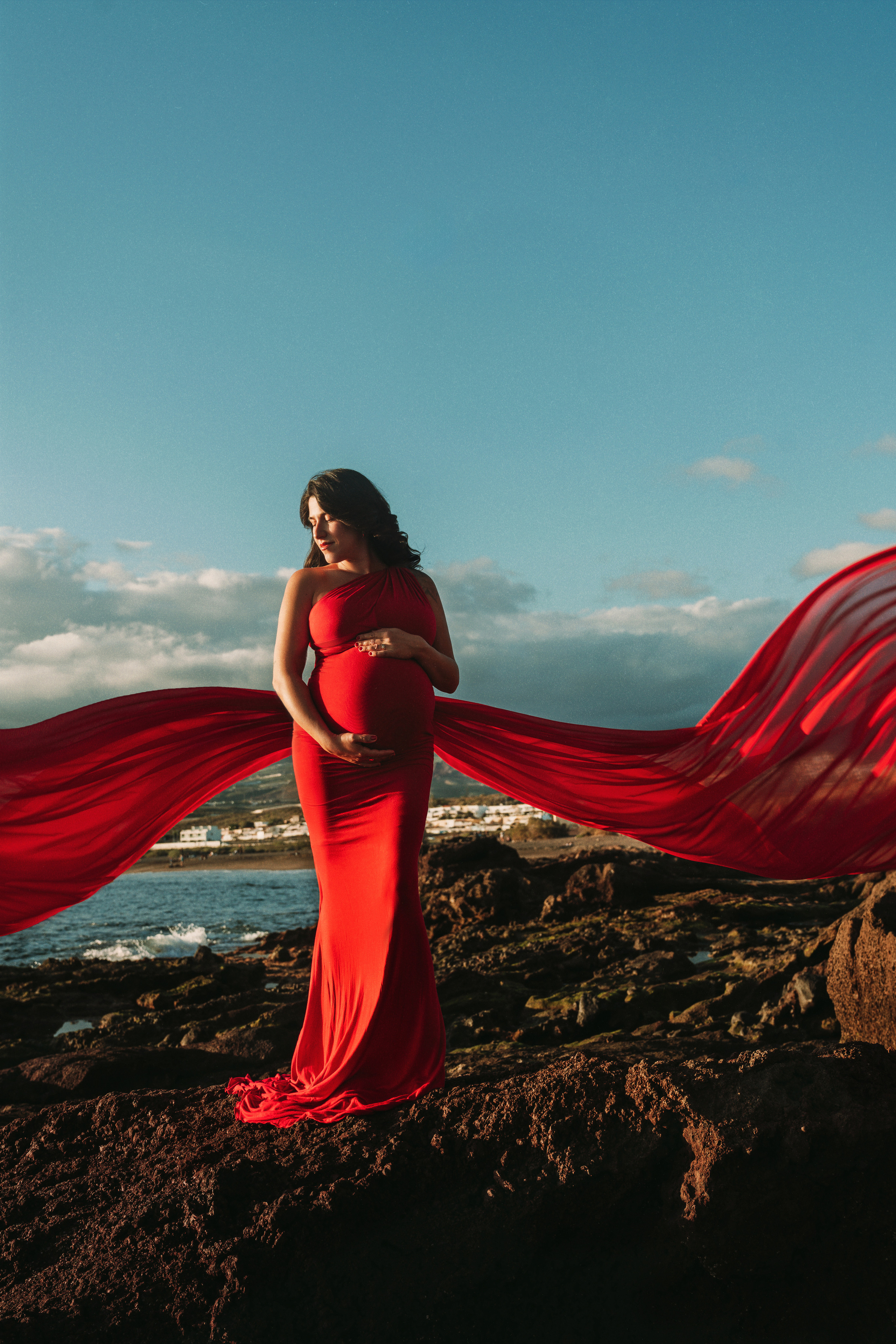 Flying dress red #3 40€. Professional photography in Tenerife Tania Bonnet