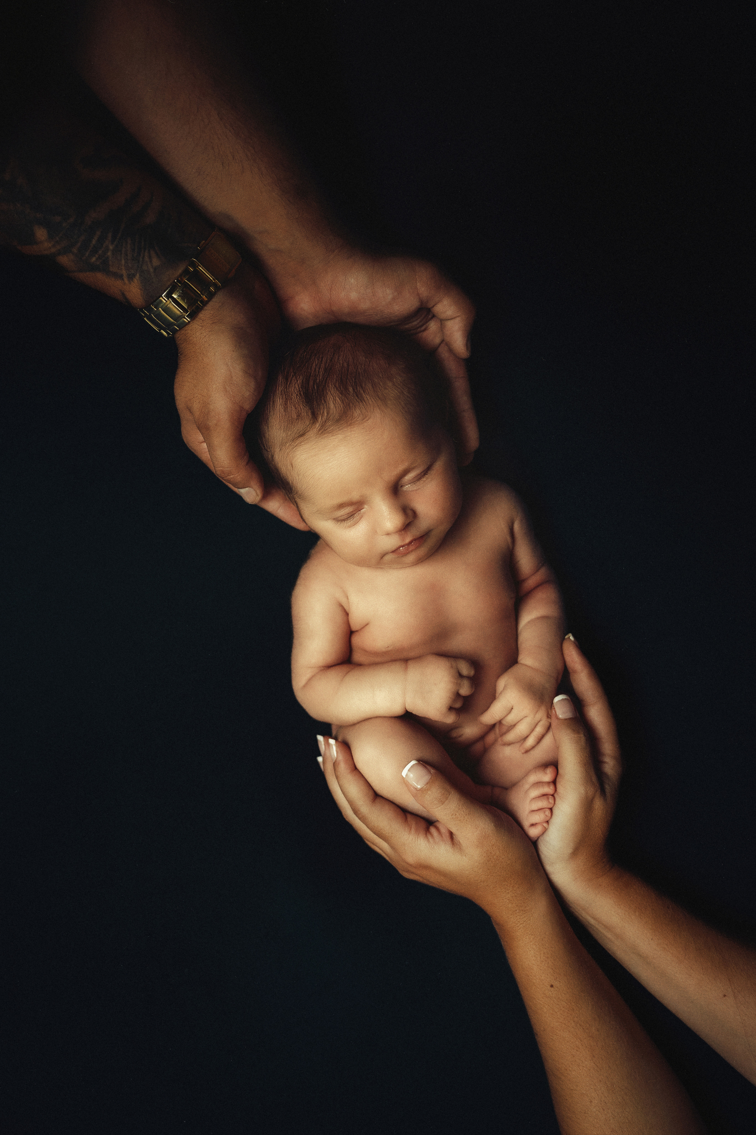 Newborn photoshoots in Tenerife. Professional photography in Tenerife Tania Bonnet