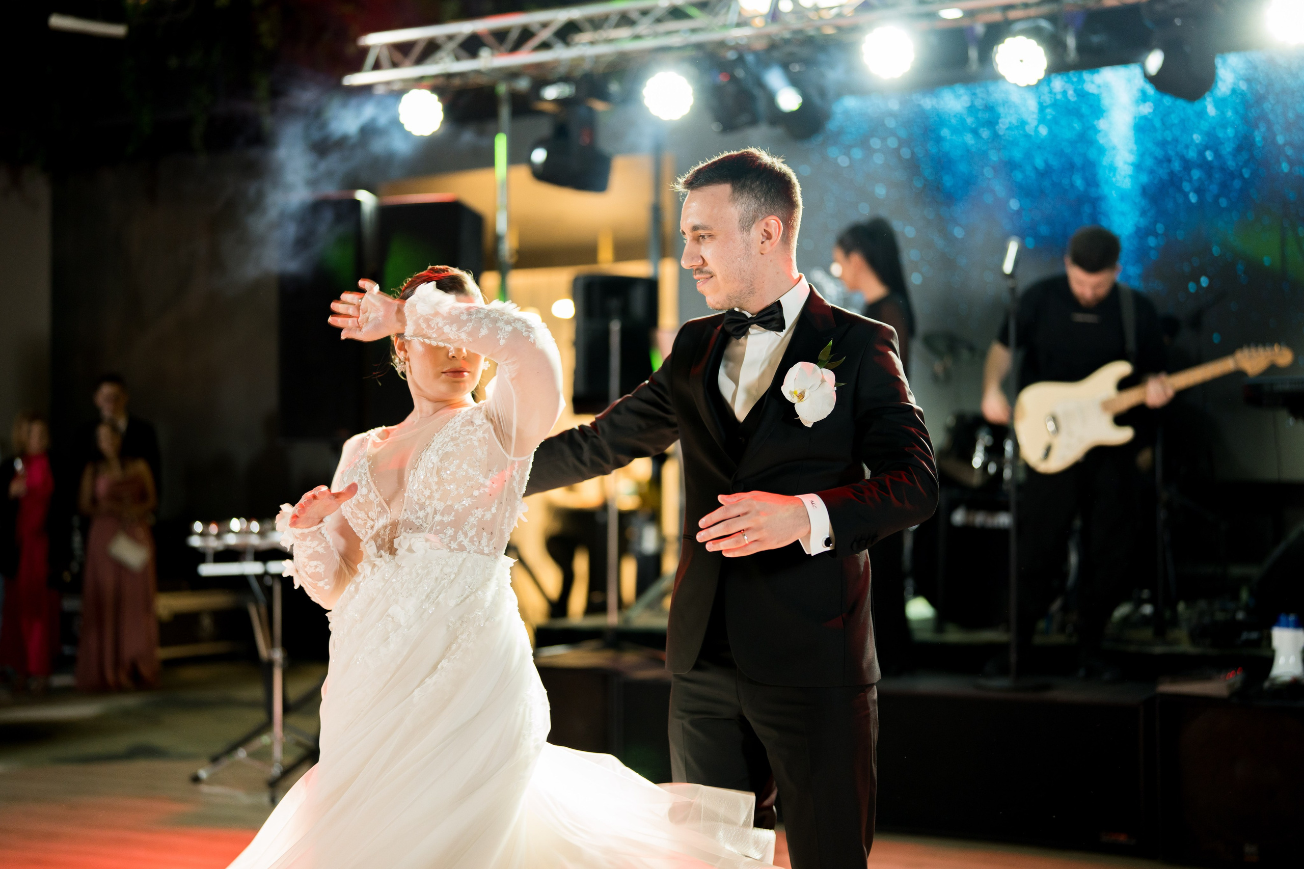 PARTY. Gabriel Florea — Fotograf nuntă București