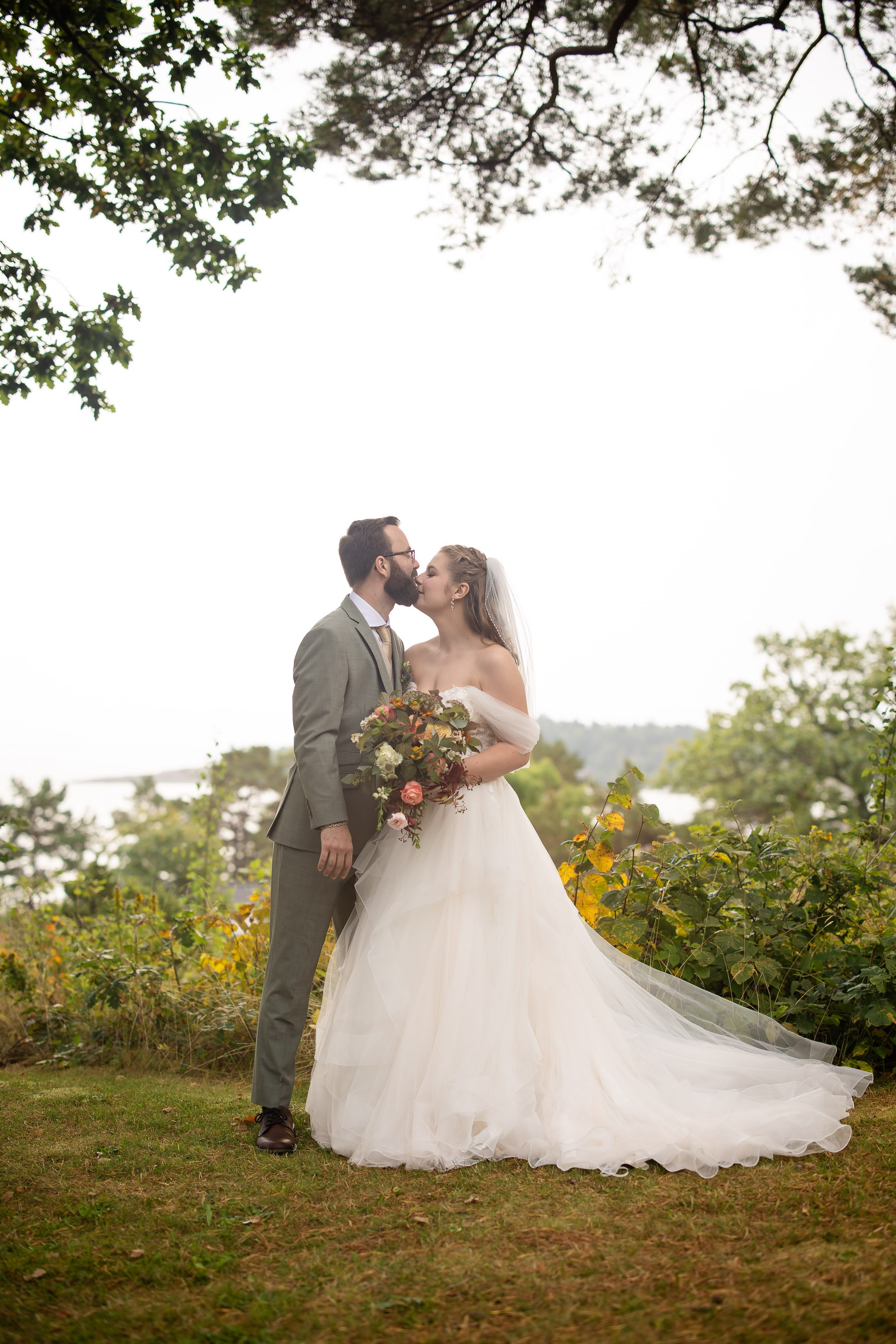 Bryllupsfotografering på Tromøya i Arendal. Bryllupsfotograf i Oslo og Rogaland — Meisal Media