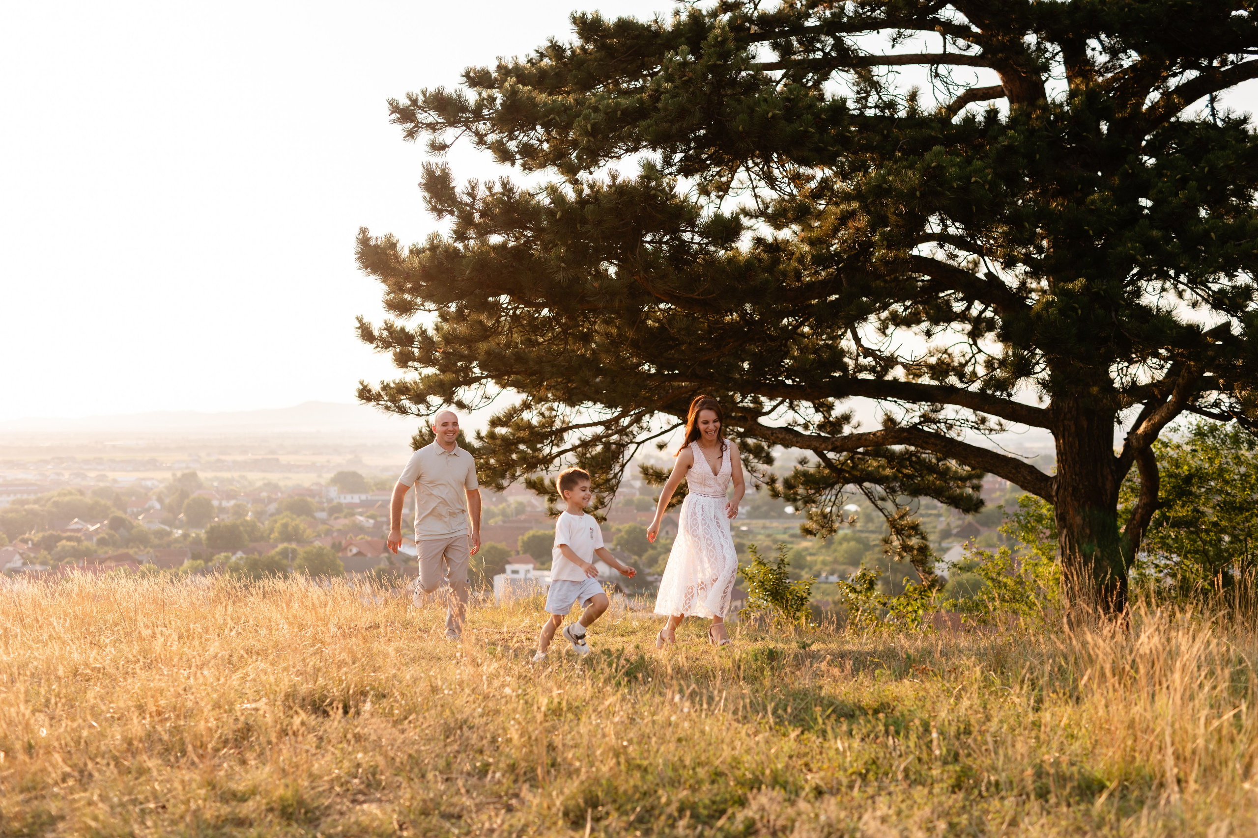 Claudia, Ionut & Cezar — Family. Main