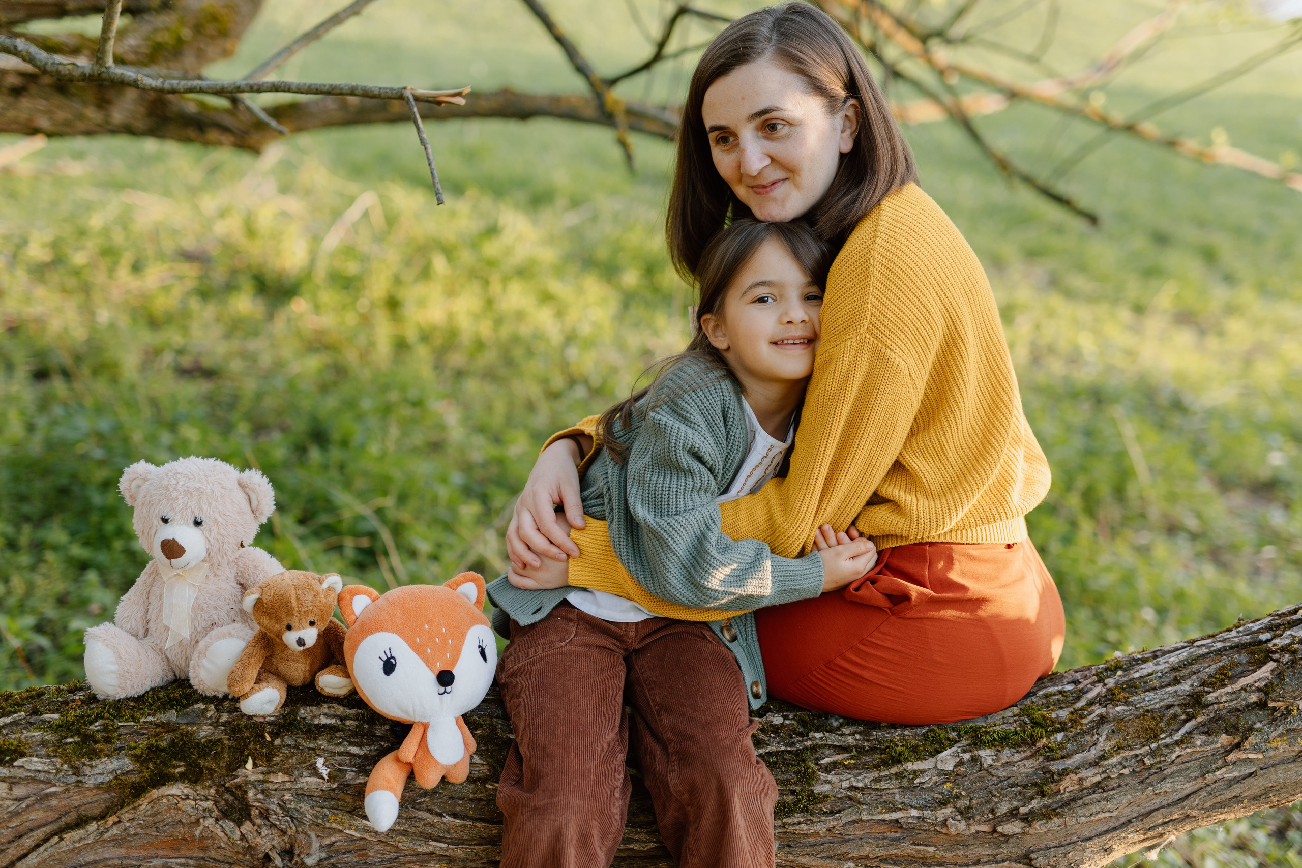 Cristina & Elena — Family. Main