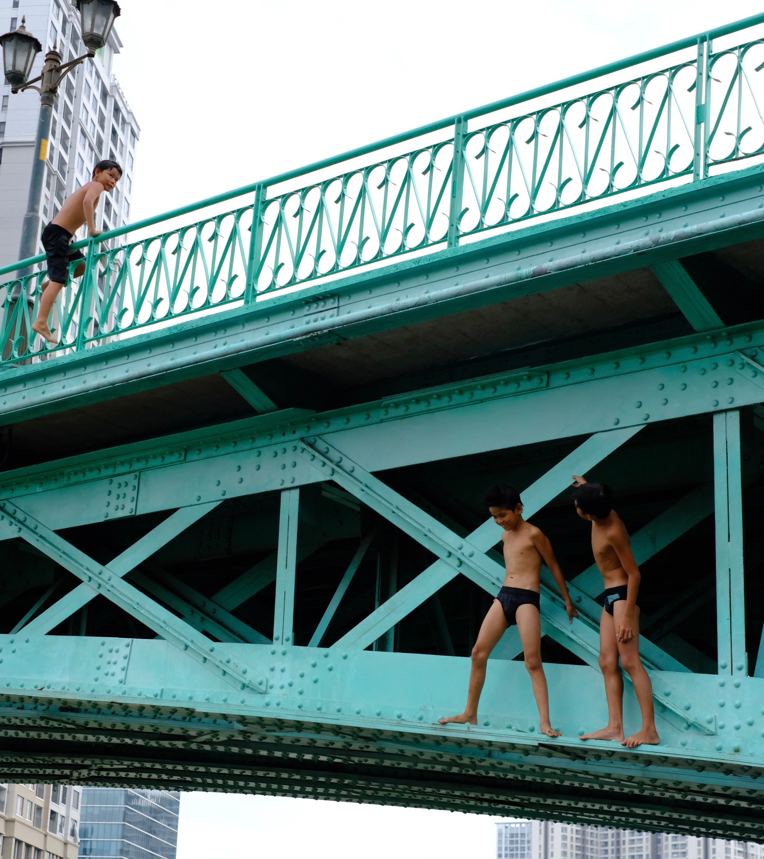 Photography. Fermented Solipsism artist & documentary photographer in California