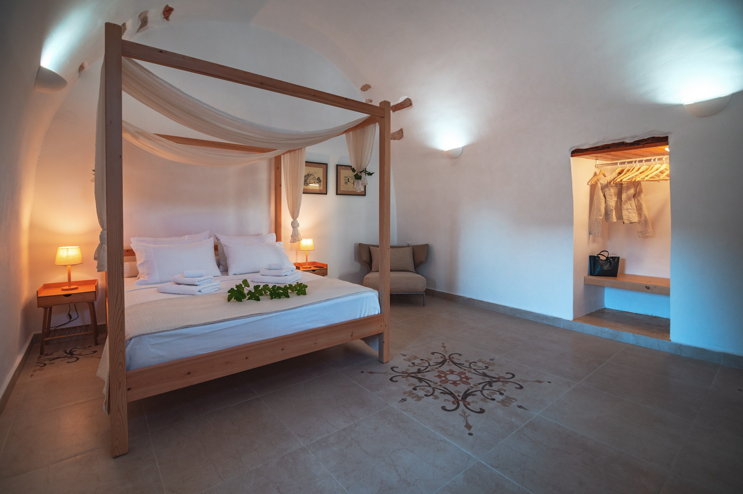 Martha's Delight Rooms. Photograper in Chania, Crete