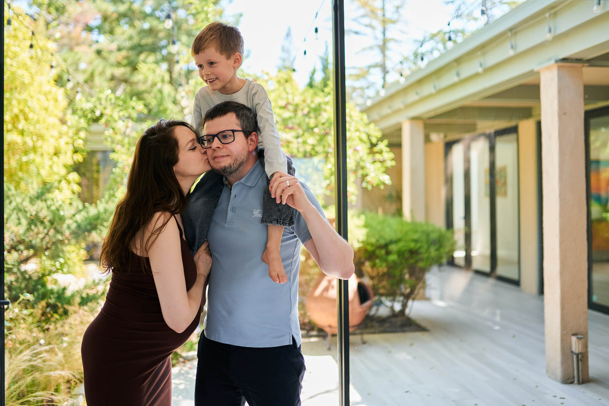 Fashion Maternity & Family Session at a Palo Alto Villa — Lifestyle Couple, Child, and Editorial Motherhood Photography. Bay Area Life | Event, Wedding & Commercial Photography Agency