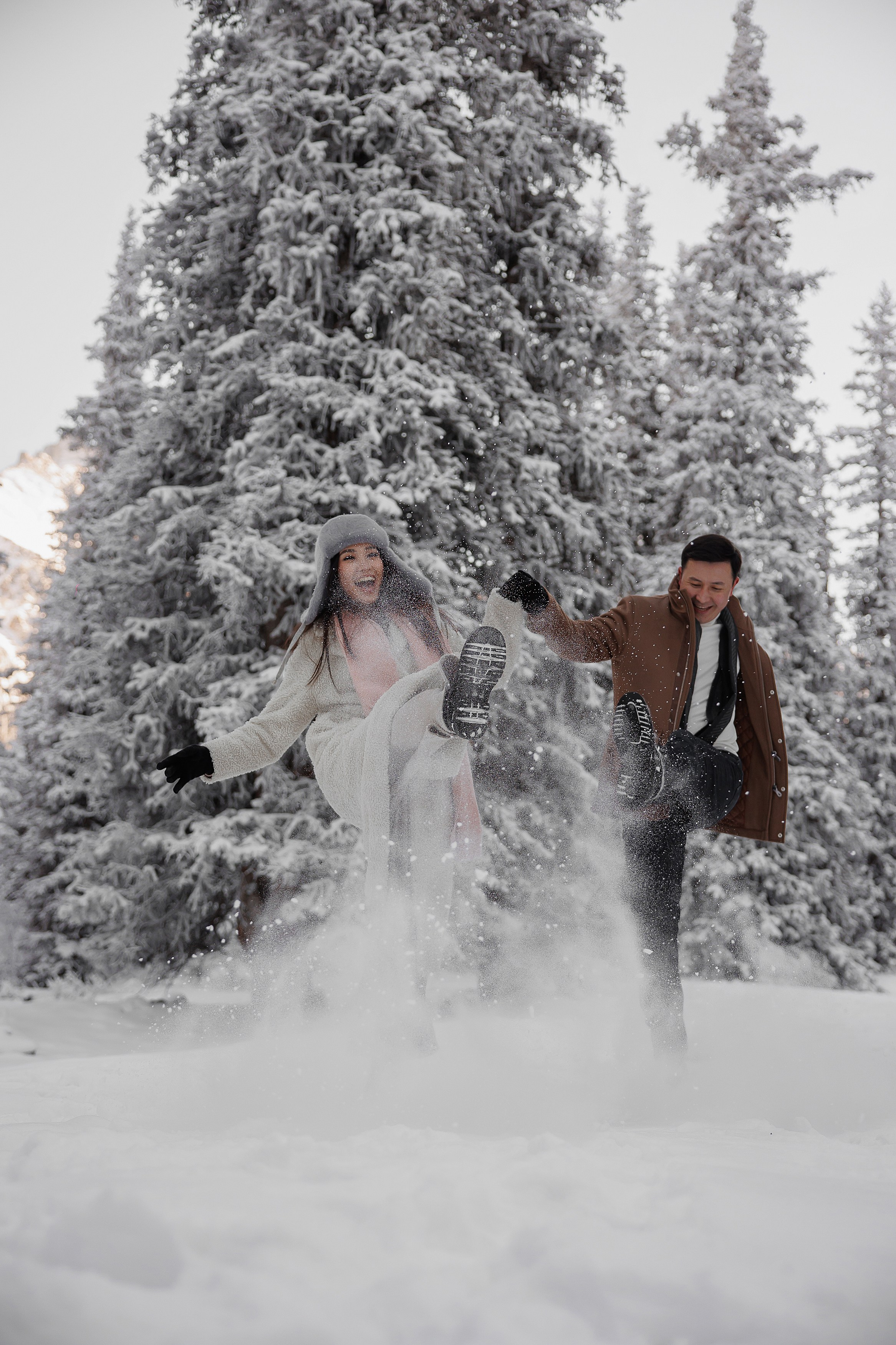 Зимняя Ала Арча 2025 год. Свадебный и семейный фотограф в Бишкеке Давлетбаев Талгат