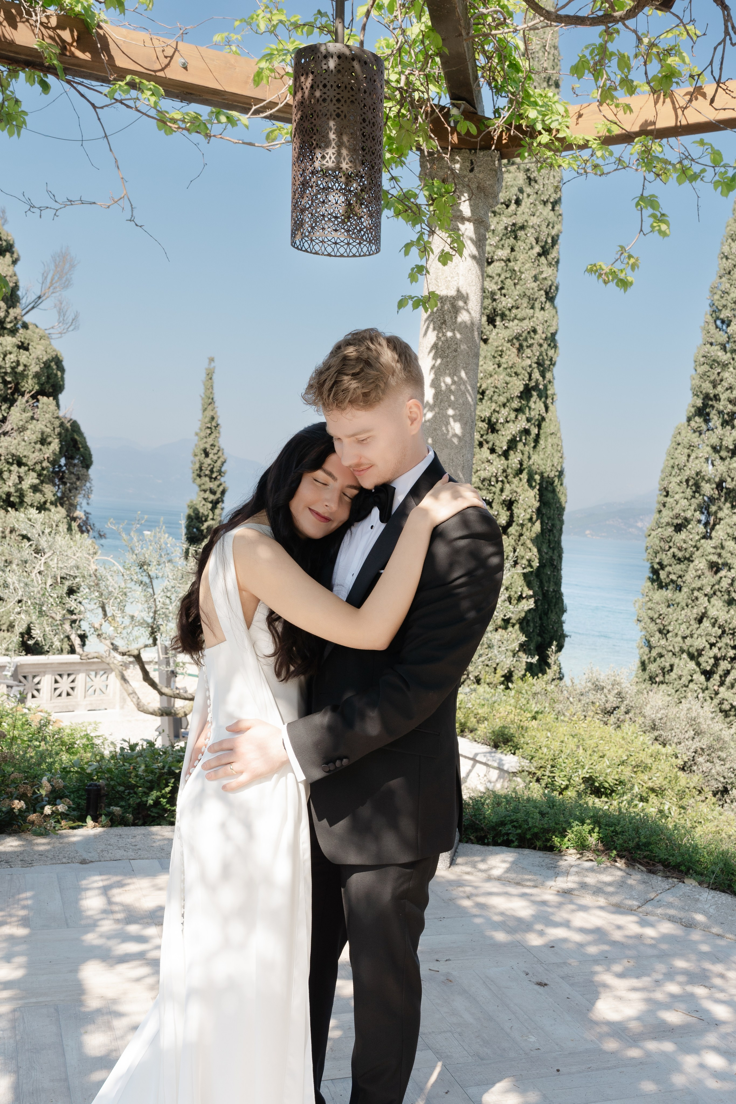 NATALIE AND ANDREW_ ELOPEMENT on LAKE GARDA. PHOTOGRAPHER IN ITALY