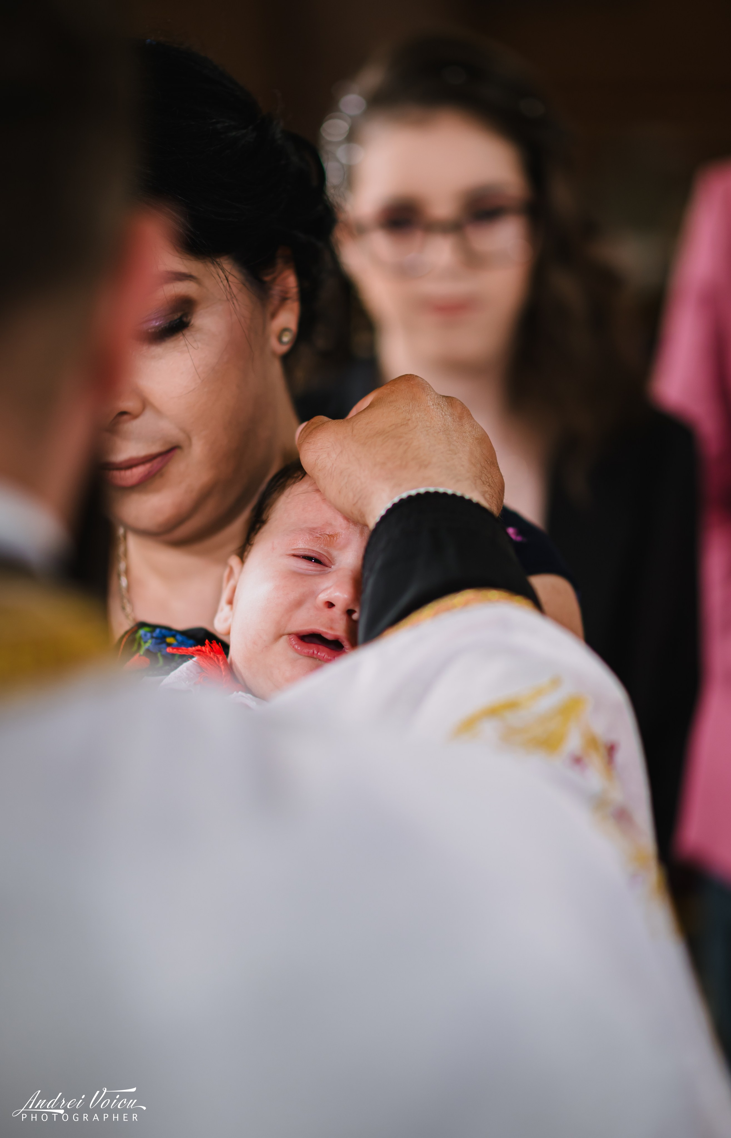 Fotografia de botez. Andrei Voicu Fotograf. Povești nescrise, surprinse atent