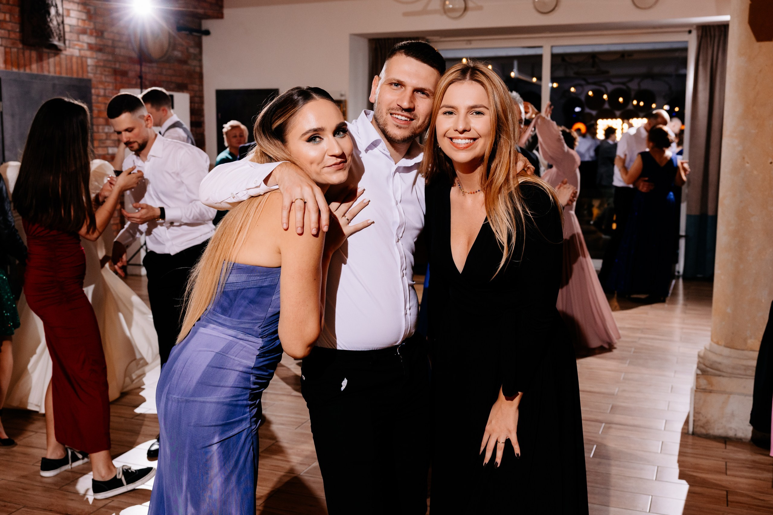 Beata ♡ Mikołaj. Fotograf Ślubny Warszawa - Sesje Biznesowe Rodzinne Eventy