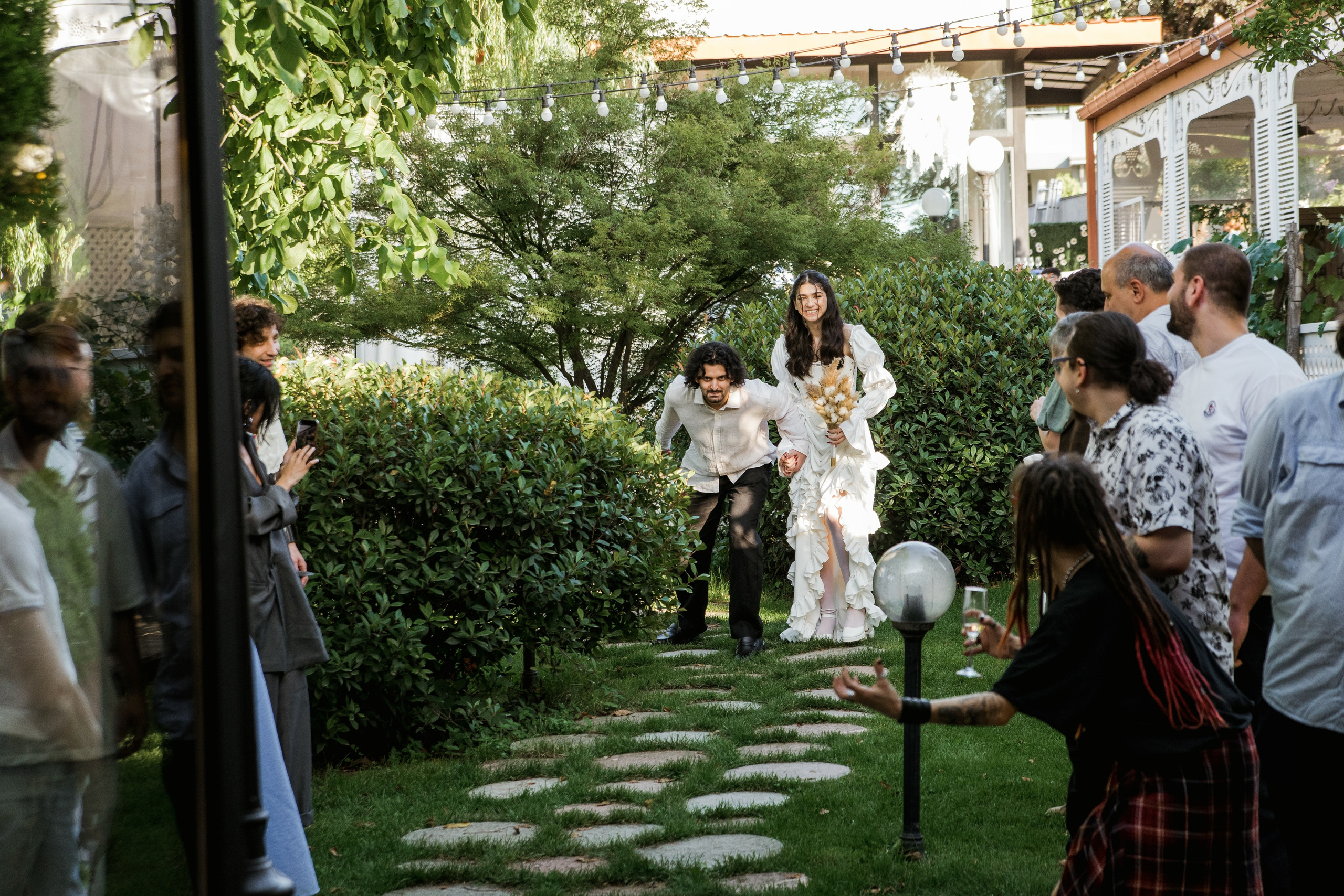 Свадебная пара из Грузии и Казахстана в Тбилиси. Свадебные фотографы в Грузии, Армении. Макс Коваленко и Лара Татосян. Свадебный видеограф