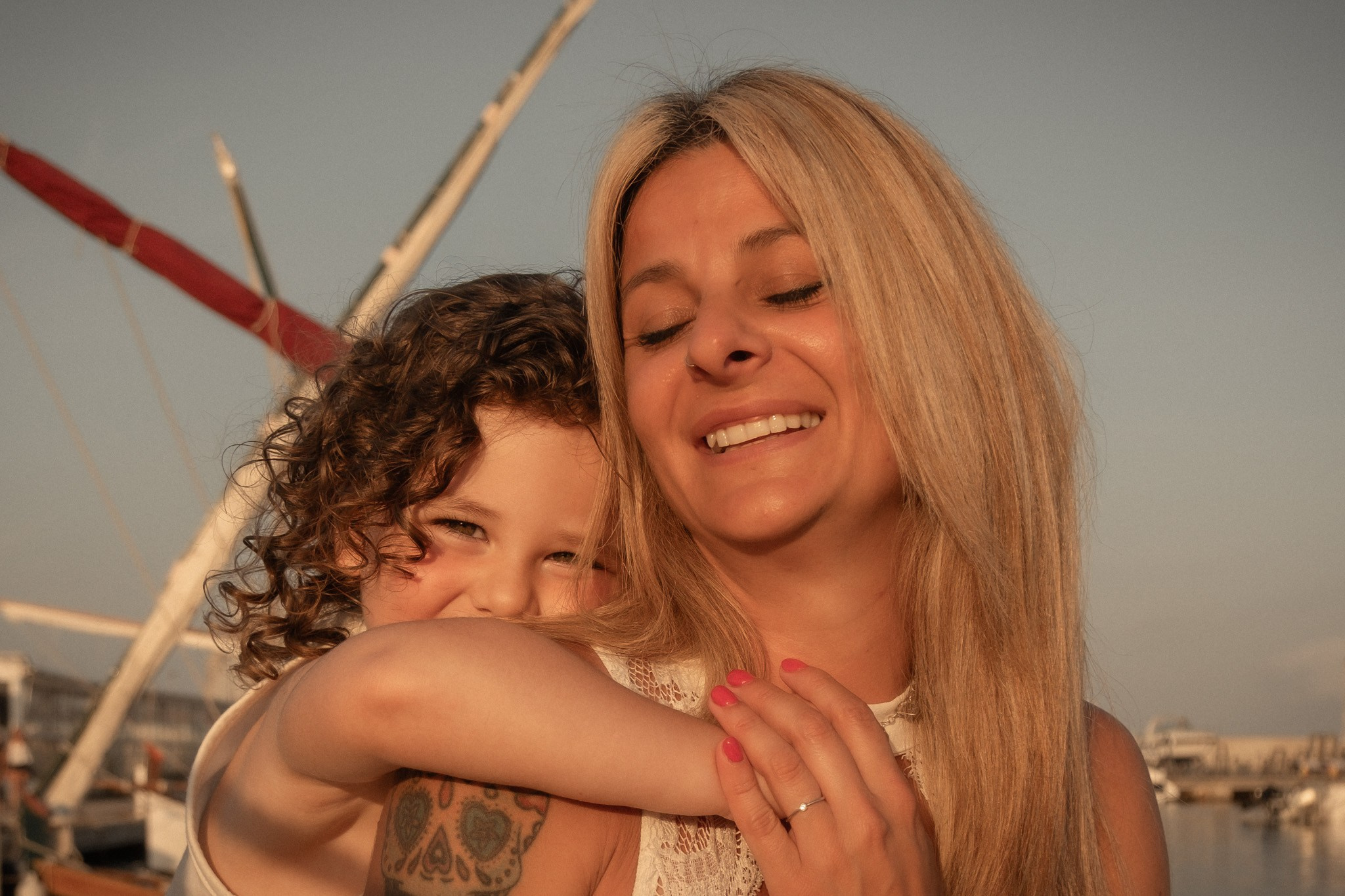 Sesión familiar en la playa. Fotografía profesional en Calafell - Elena Medvedeva