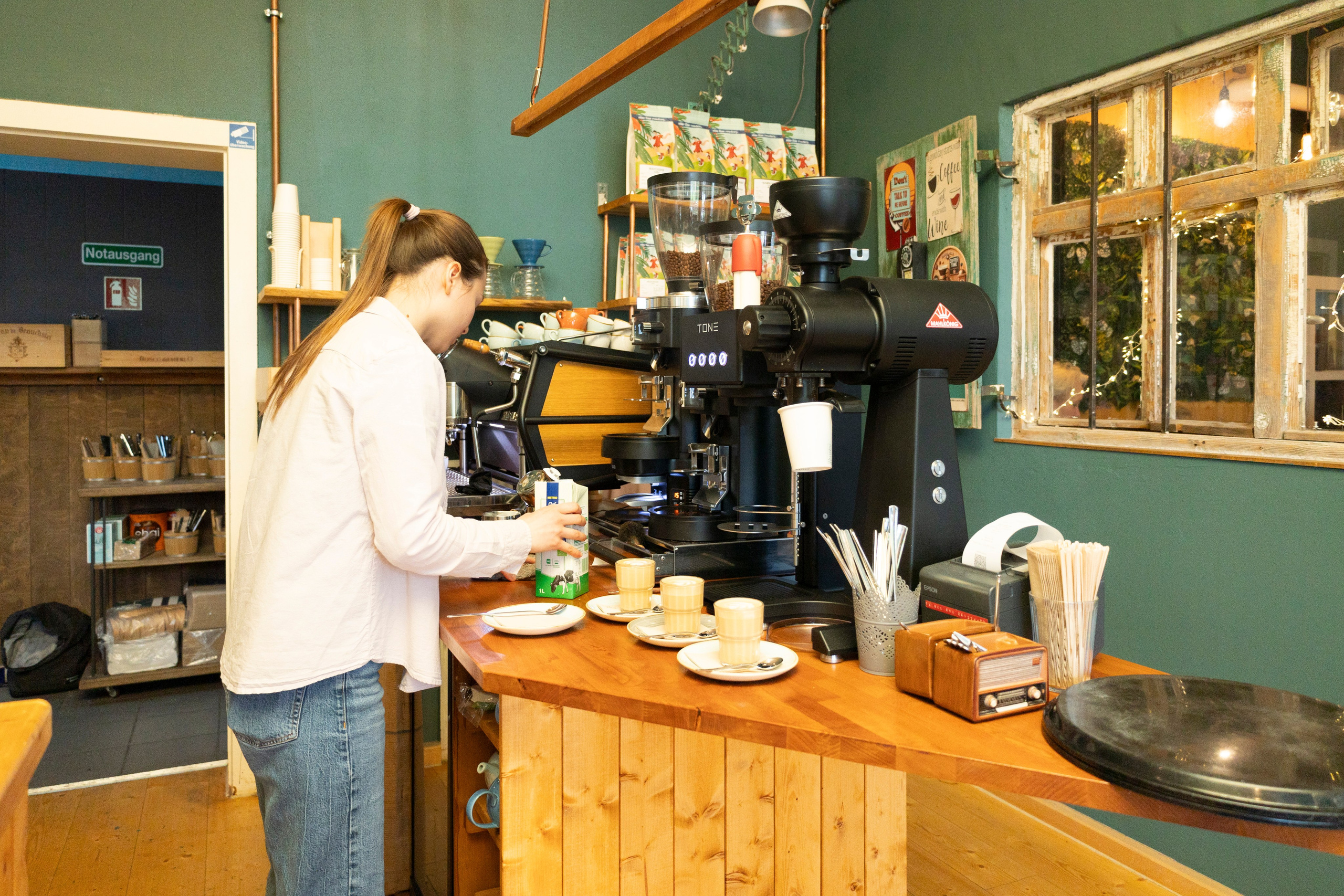 Cafe. Photographer in Munich