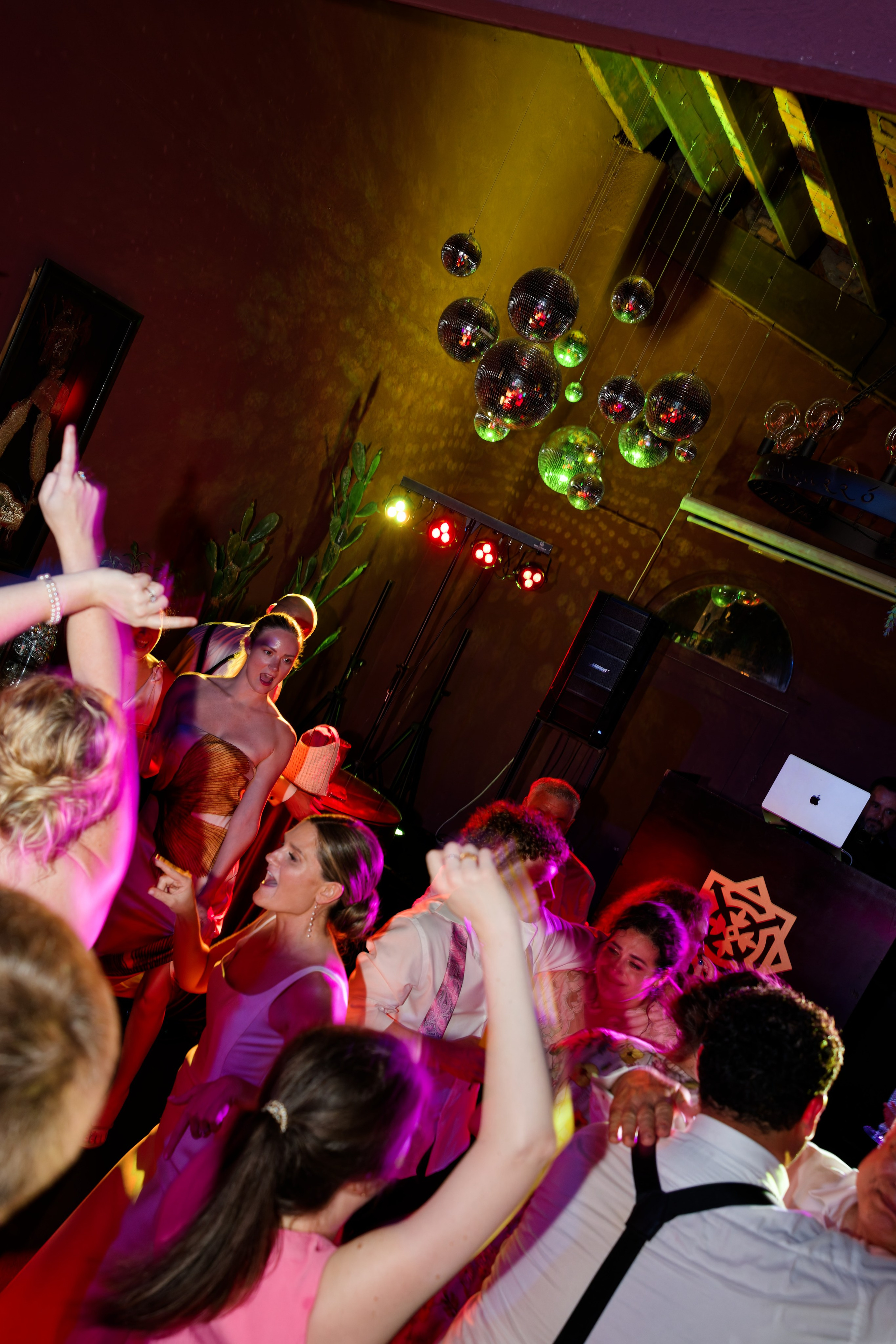 Wedding of Gracie & Joe at Gran Villa Rosa, Barcelona