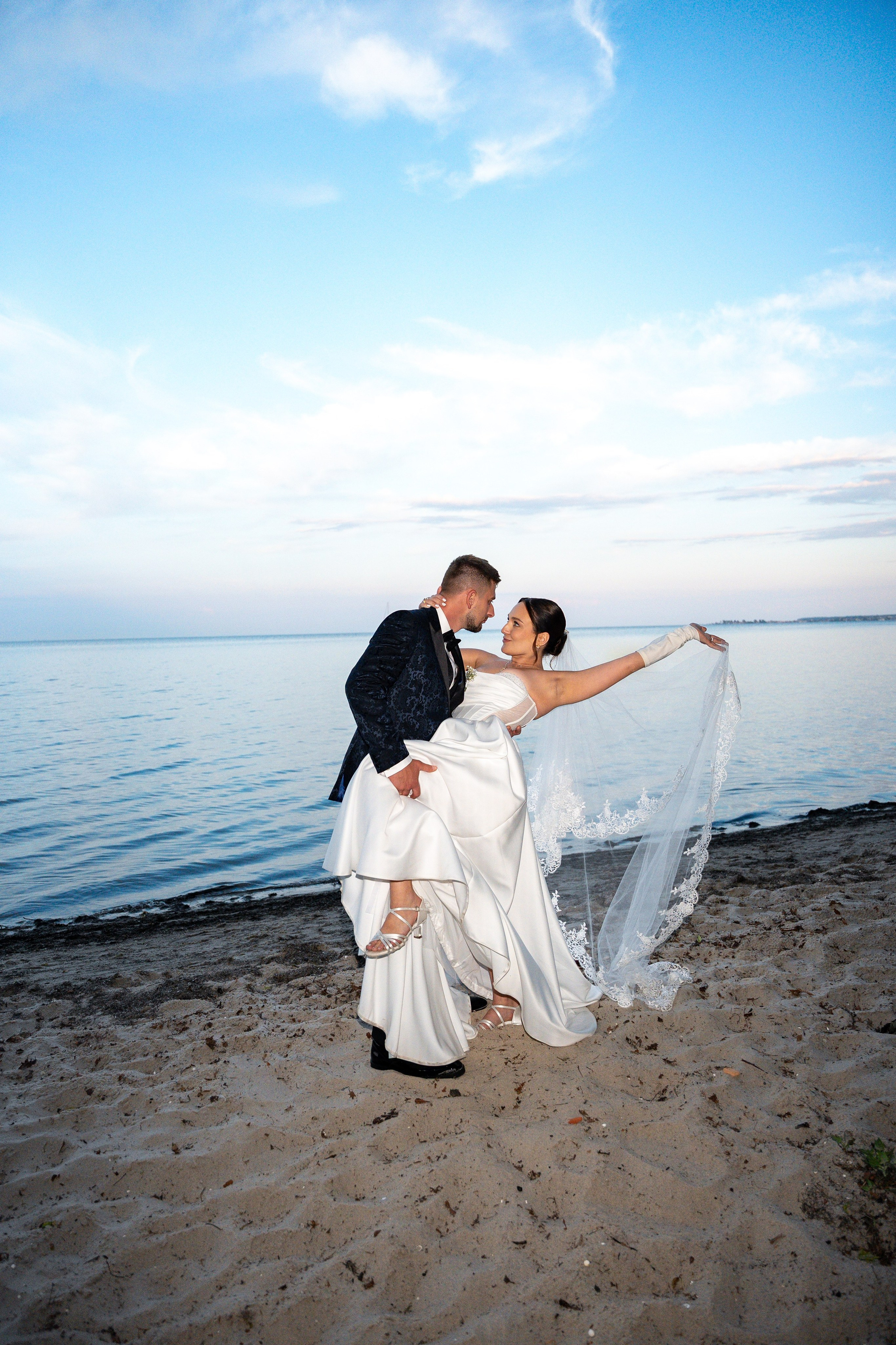 E&N: Zamek w Rzucewie. SL Wedding Photo — Editorial, Elegant & Timeless Wedding Photography in Poland and Across Europe